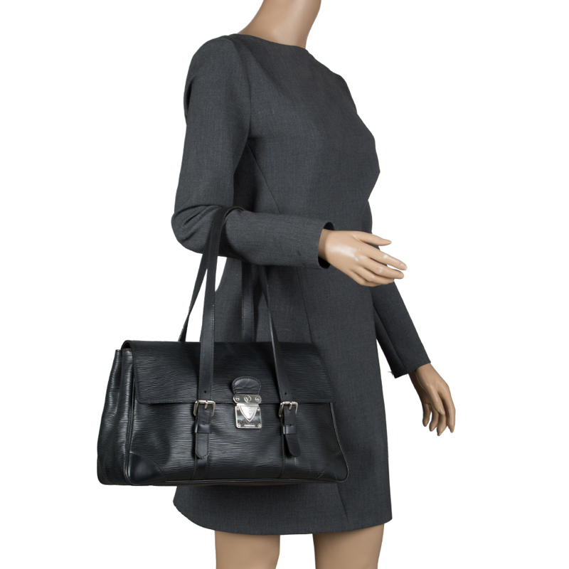 

Louis Vuitton Black Epi Leather Segur MM Bag