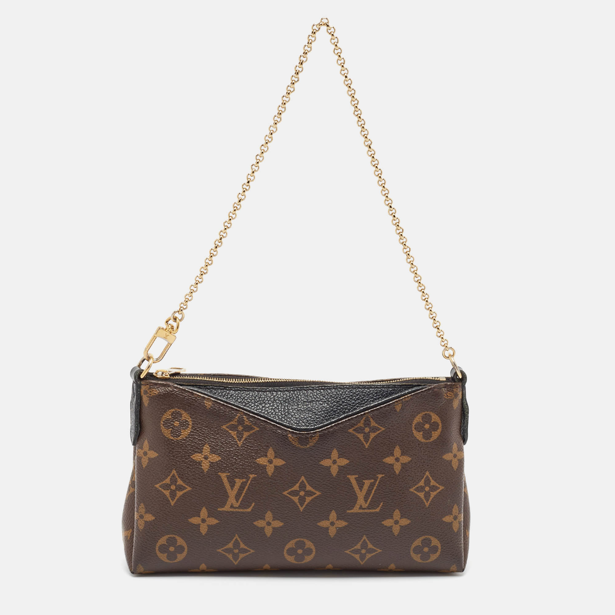 

Louis Vuitton Black Louis Vuitton Monogram Canvas Pallas Chain Clutch