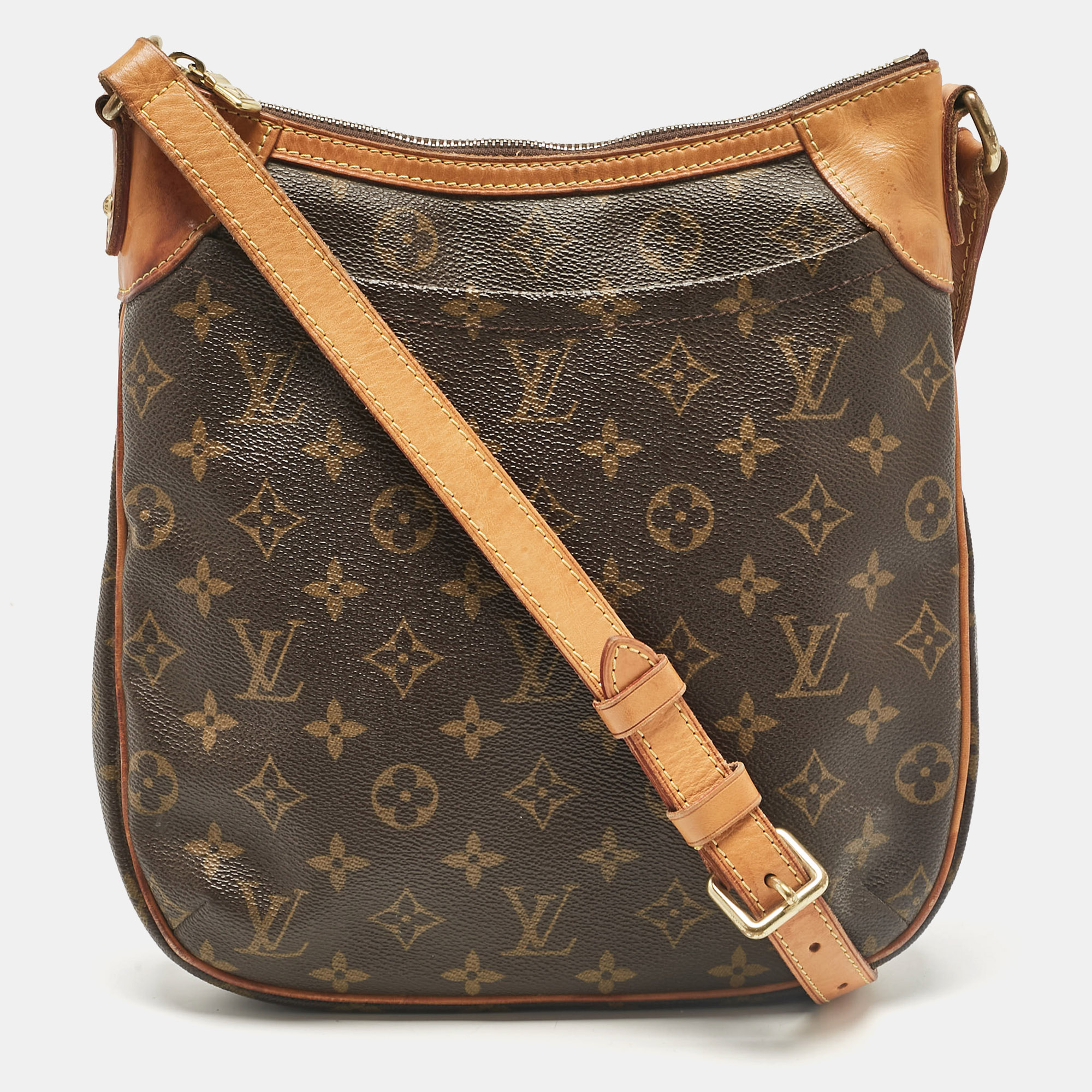 Pre-owned Louis Vuitton Monogram Canvas Odeon Pm Bag In Brown