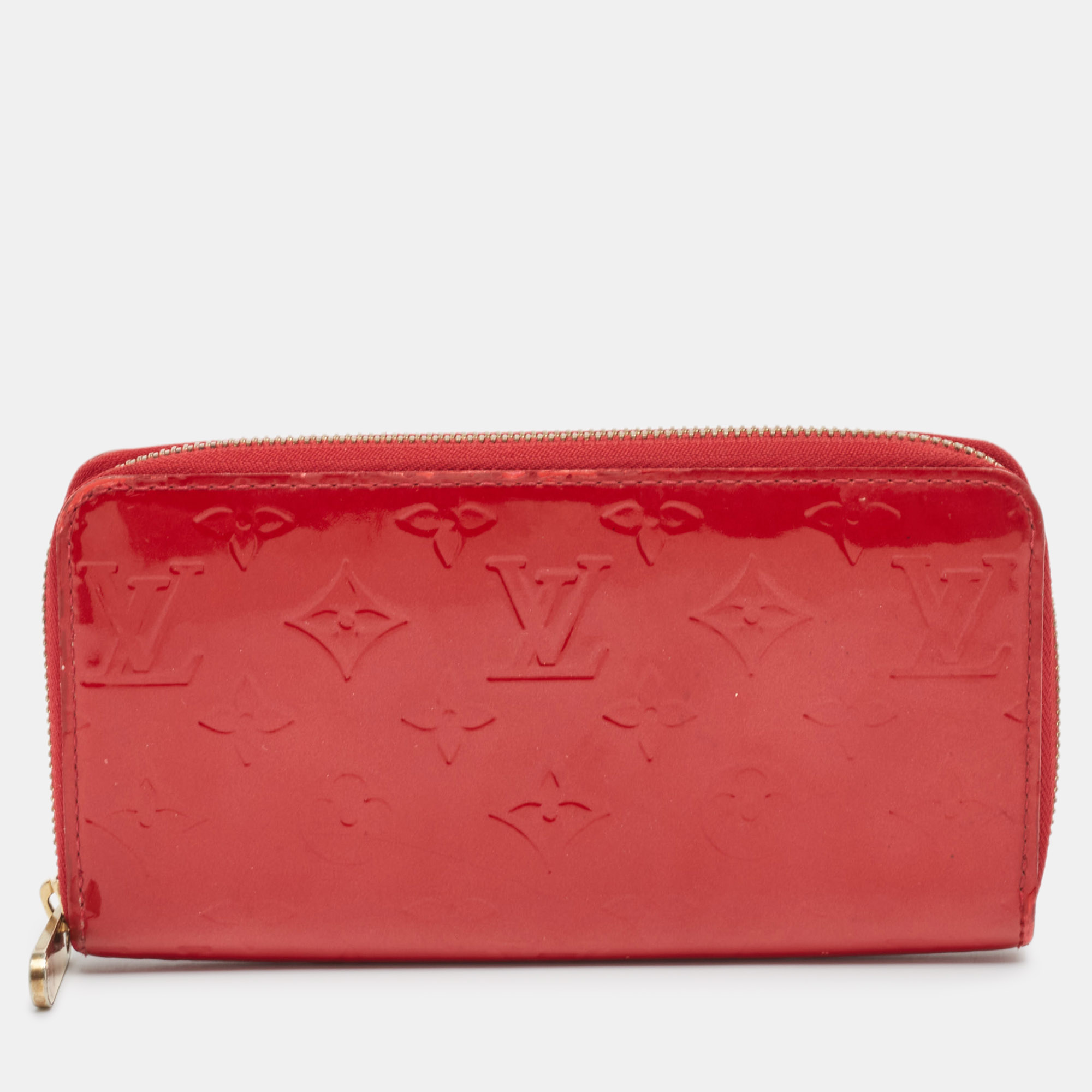 

Louis Vuitton Pomme D’amour Monogram Vernis Zippy Wallet, Red