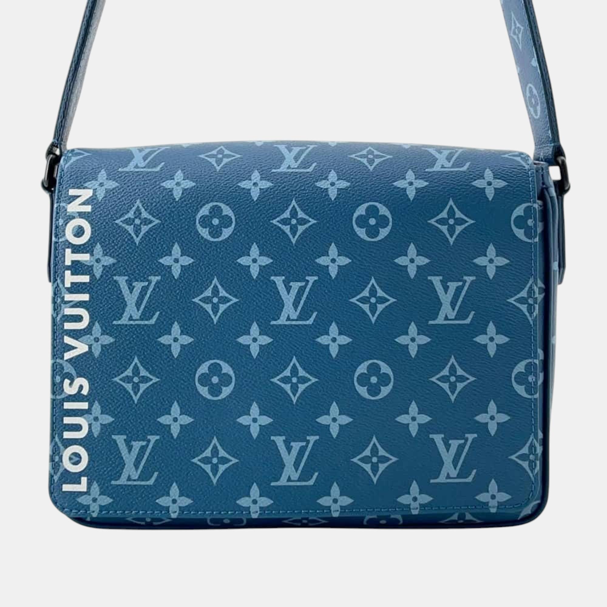 

Louis Vuitton District PM Shoulder Bag, Blue