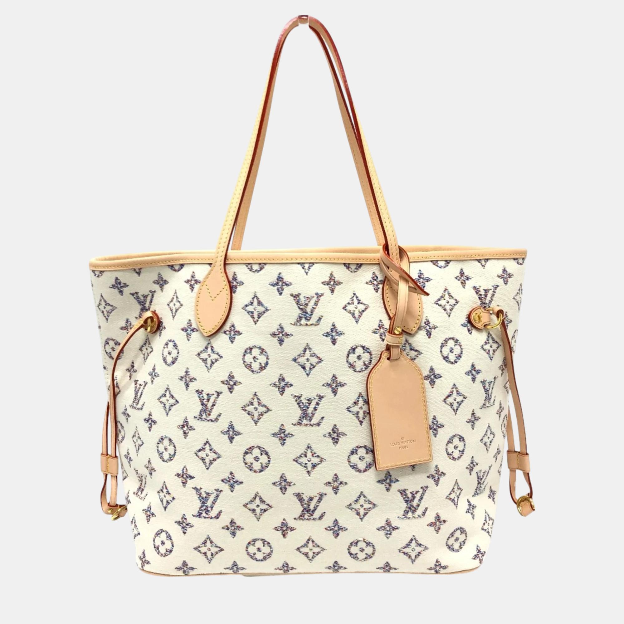 

Louis Vuitton White Neverfull MM Tote Bag
