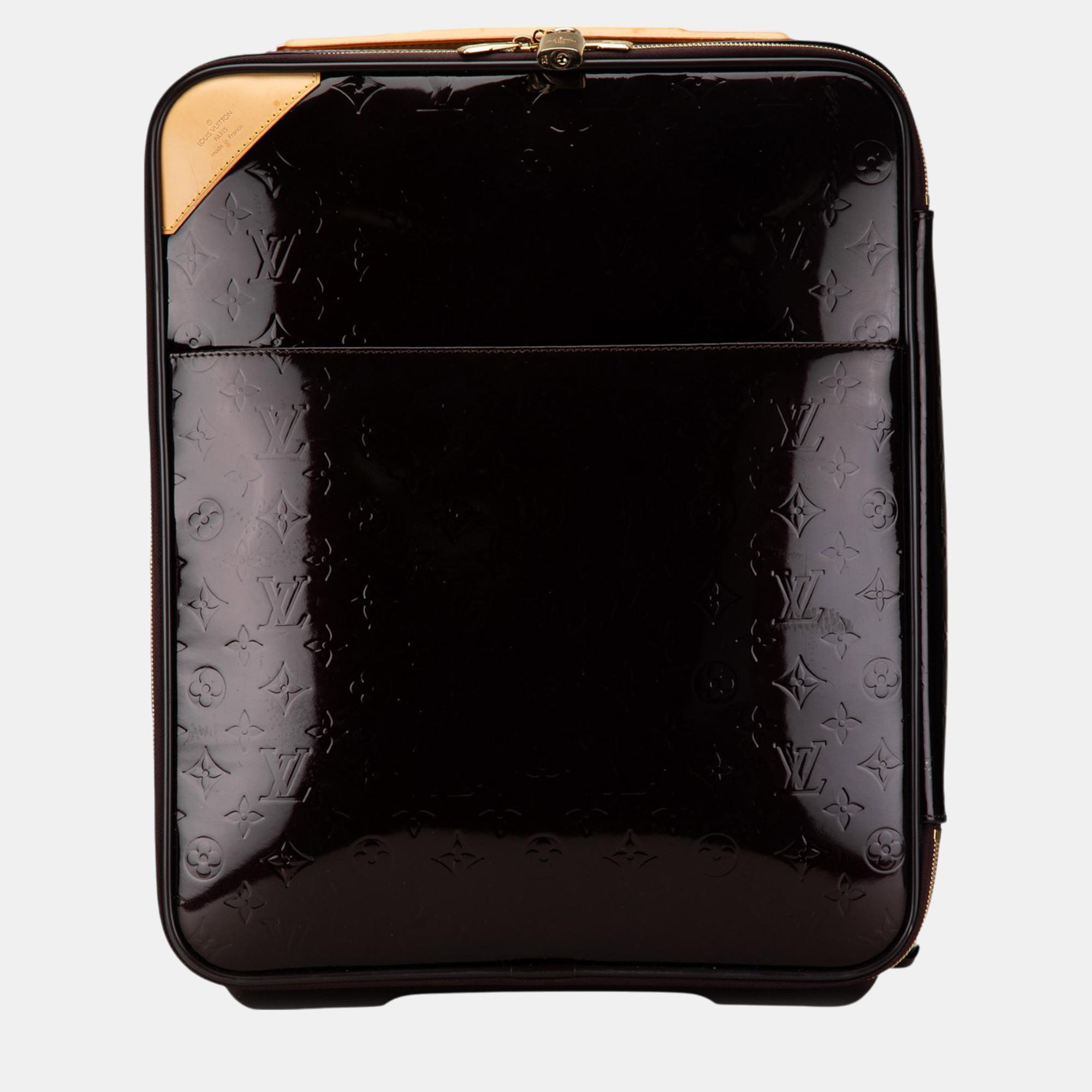 

Louis Vuitton Monogram Vernis Pegase 45, Black