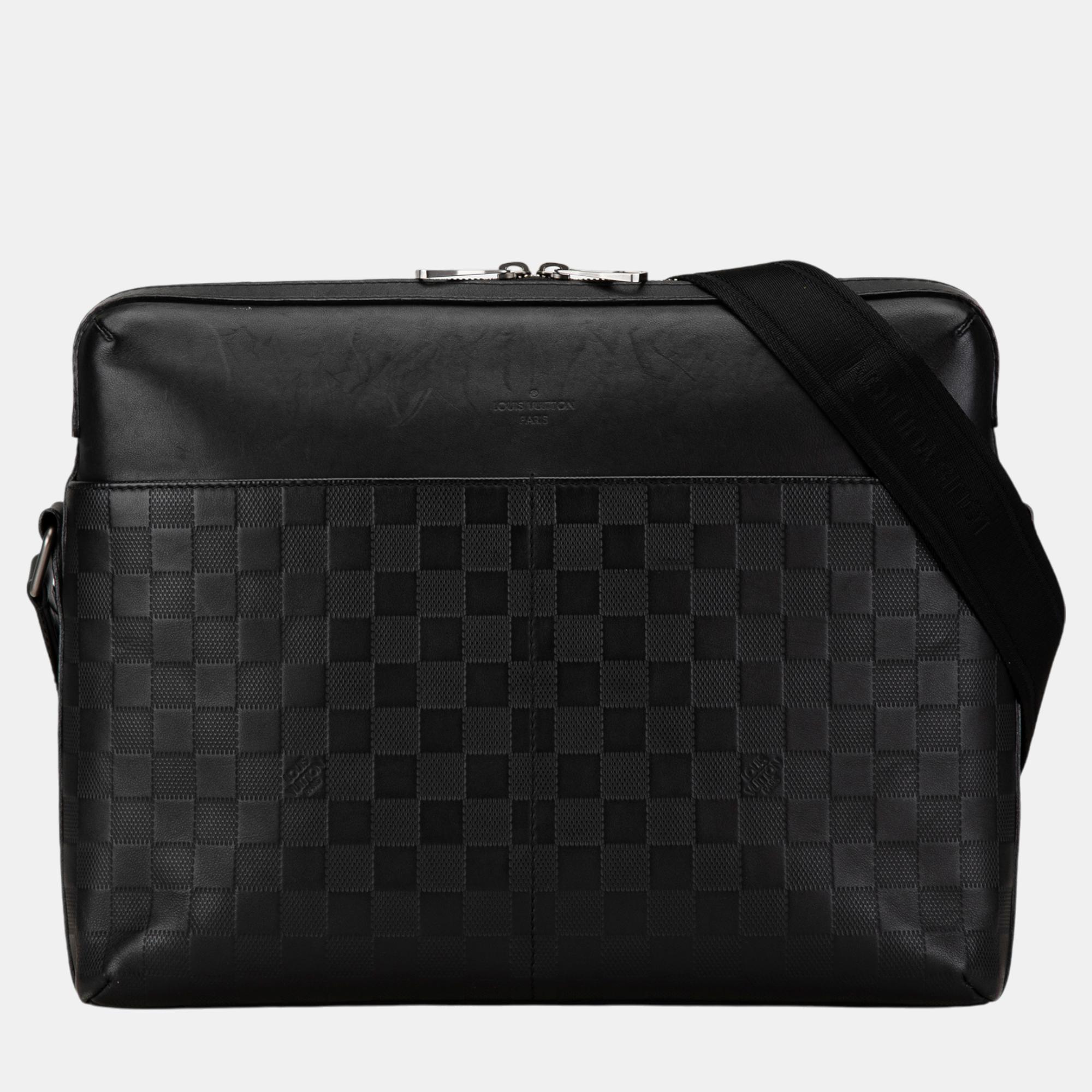 

Louis Vuitton Black Damier Infini Calypso MM