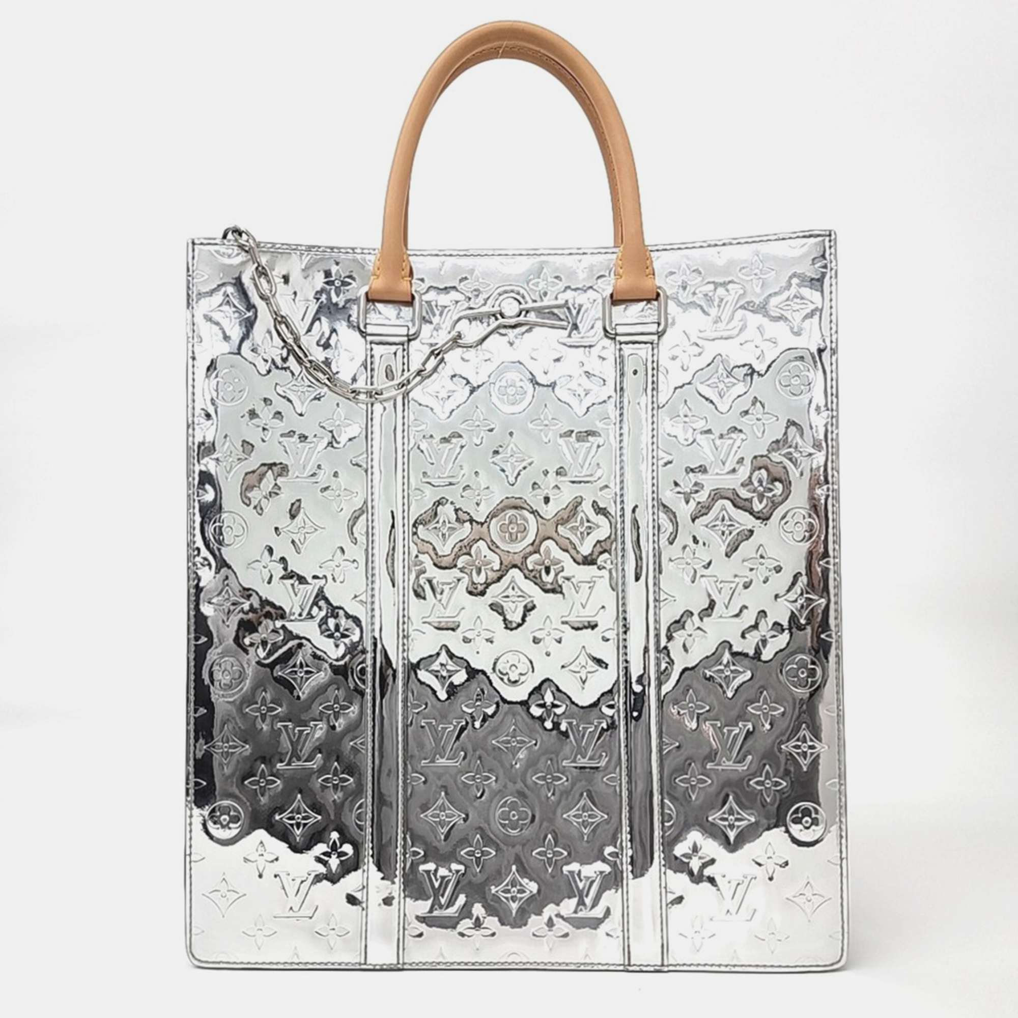 

Louis Vuitton Mirror Sock Pla bag, Silver