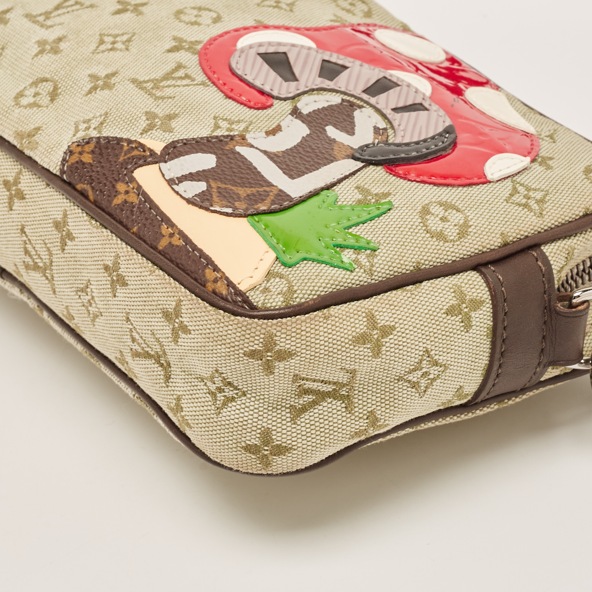 Louis Vuitton Khaki Monogram Mini Lin Limited Edition Conte De Fees Pochette 