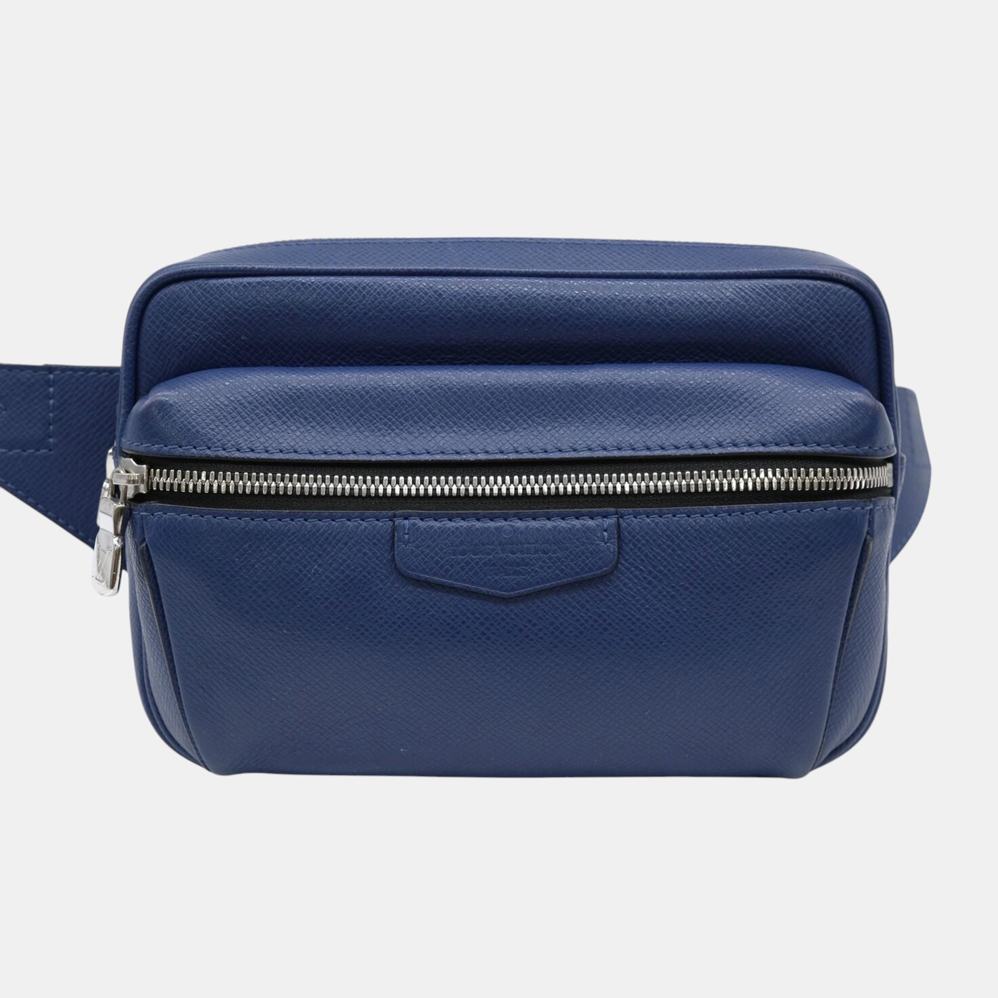 

Louis Vuitton Taiga Blue Body Pouch Outdoor Bag