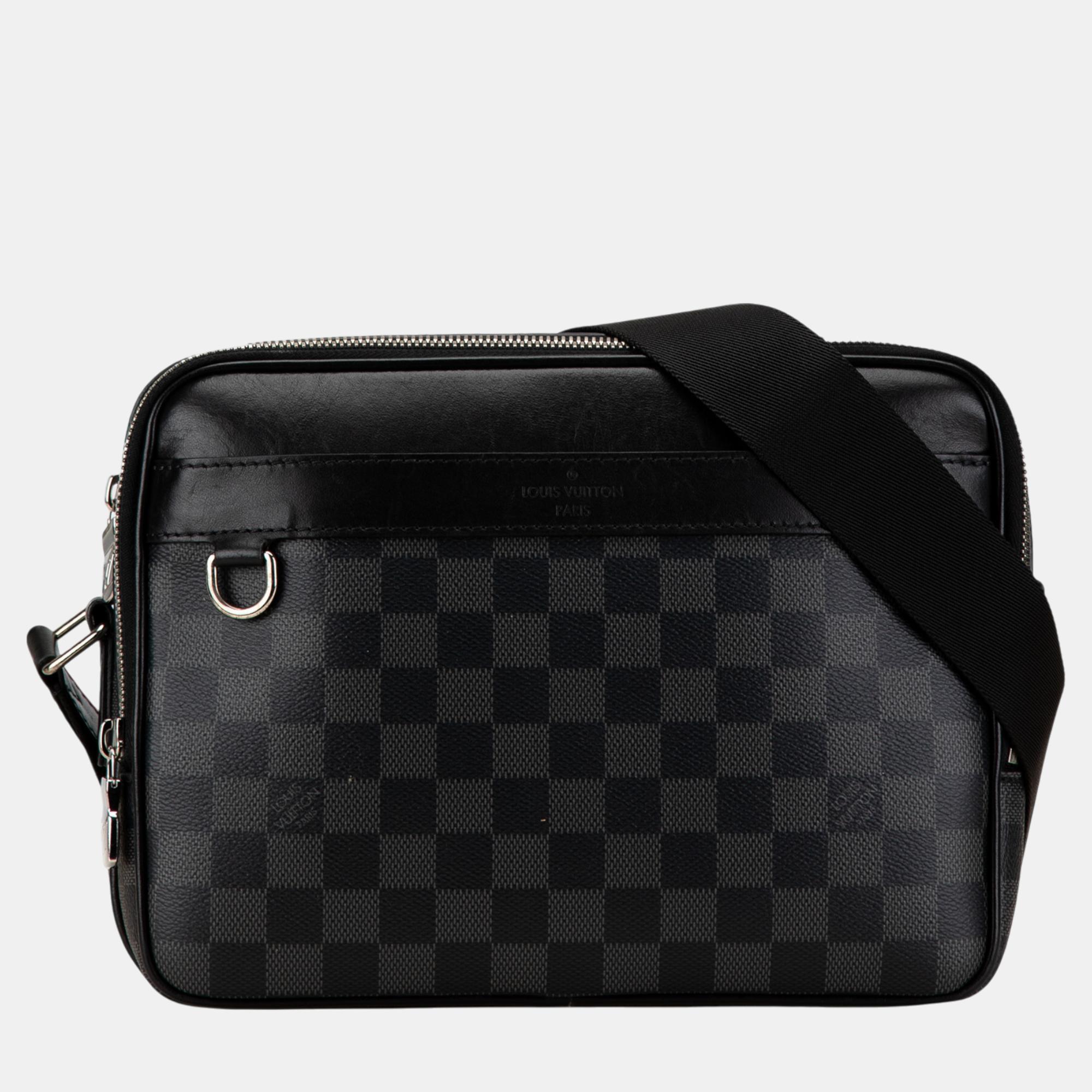 

Louis Vuitton Damier Graphite Trocadero MM, Black