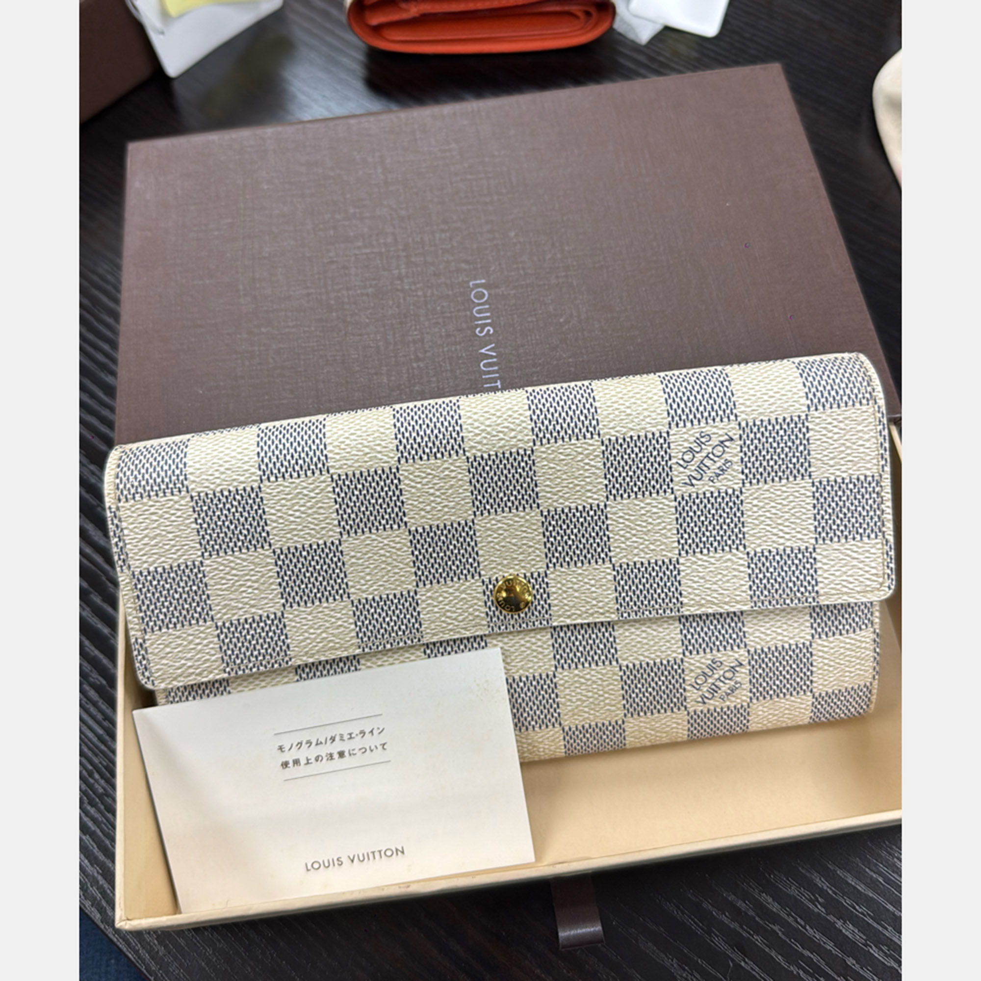 

Louis Vuitton Damier Azur Porte Tresor Wallet, White