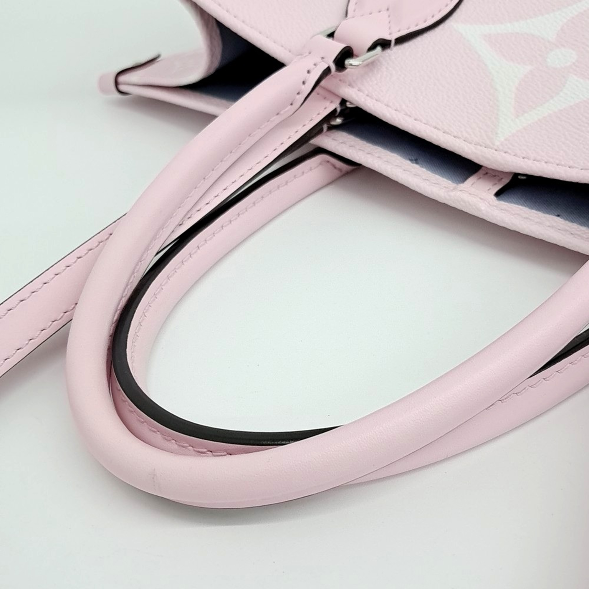 Louis Vuitton Multicolor PVC Escal On The Go GM Bag 