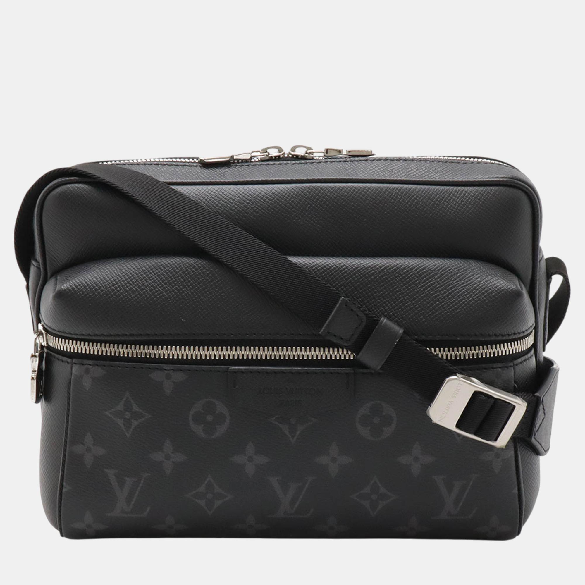 

Louis Vuitton Black Canvas Taigarama Eclipse Outdoor Messenger Bag