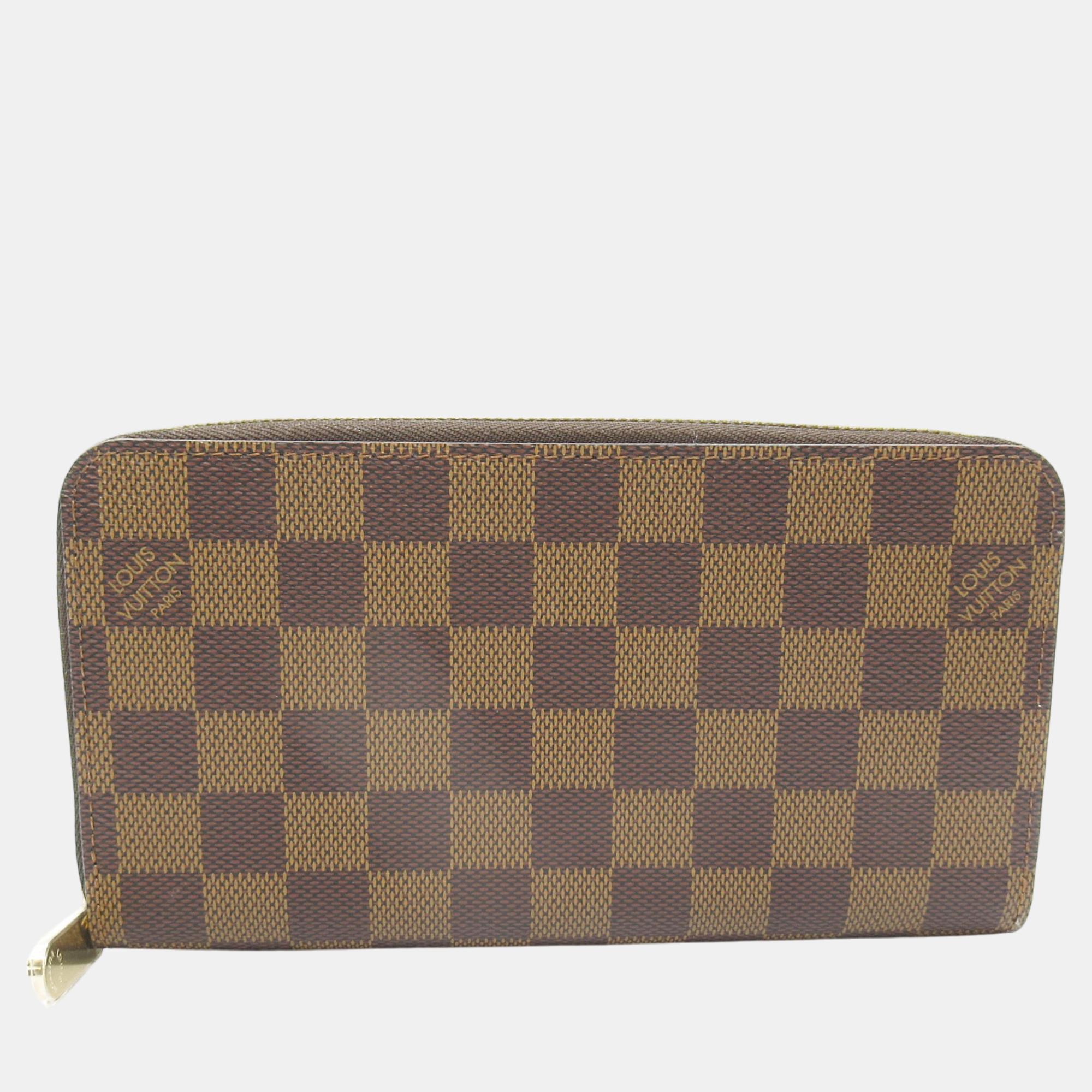 

Louis Vuitton Damier Brown Canvas Zippy Wallet