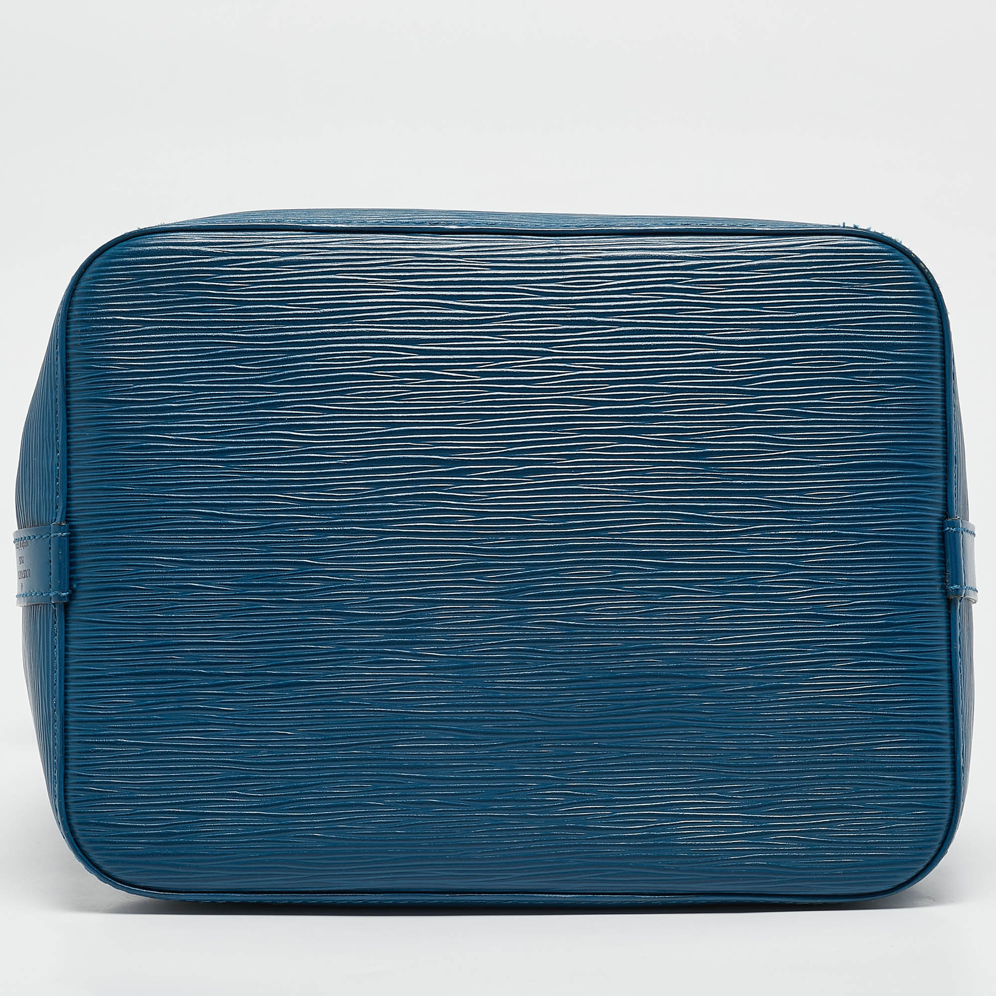 Louis Vuitton Toledo Blu Epi Leather Vintage Noé Bag 