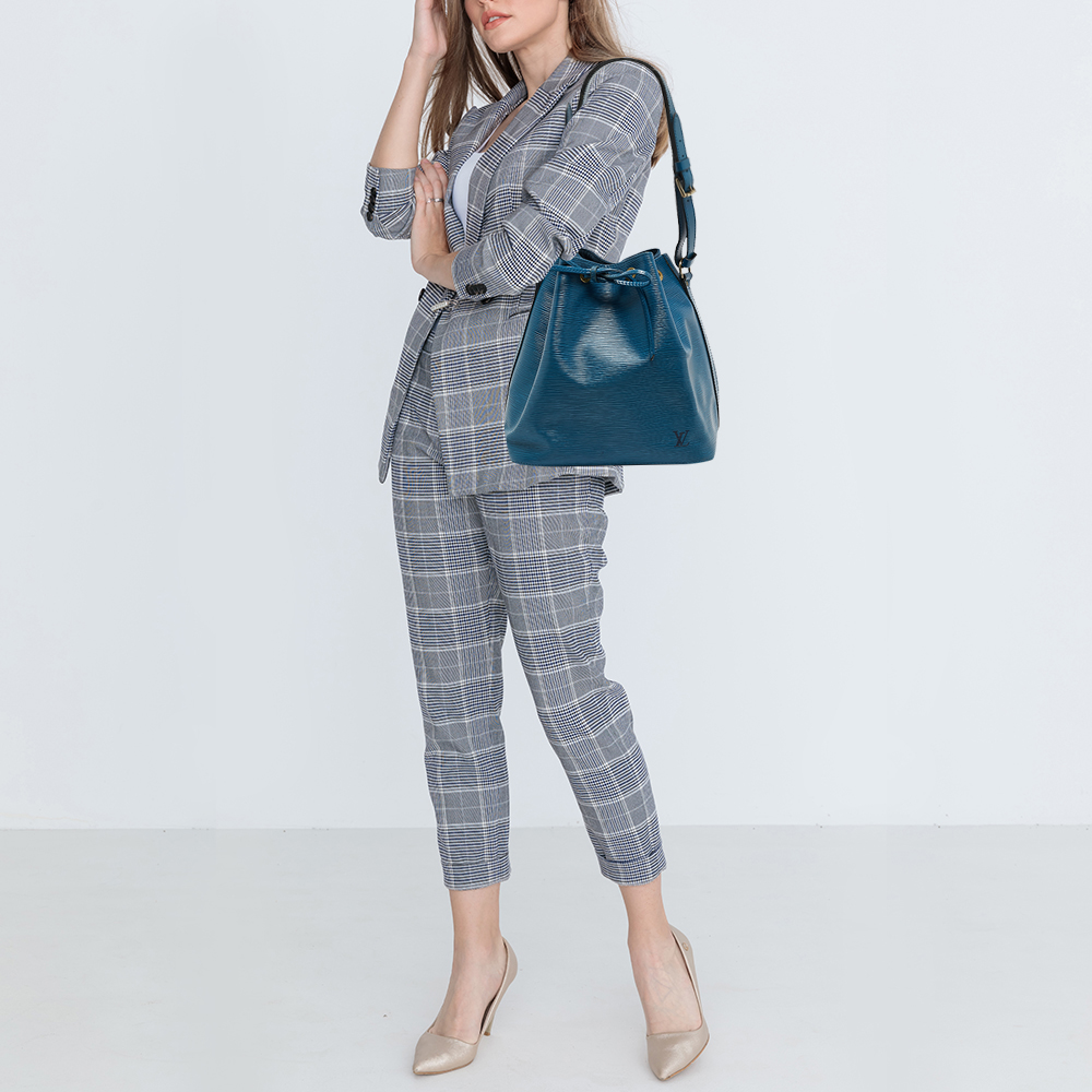 Louis Vuitton Toledo Blu Epi Leather Vintage Noé Bag 