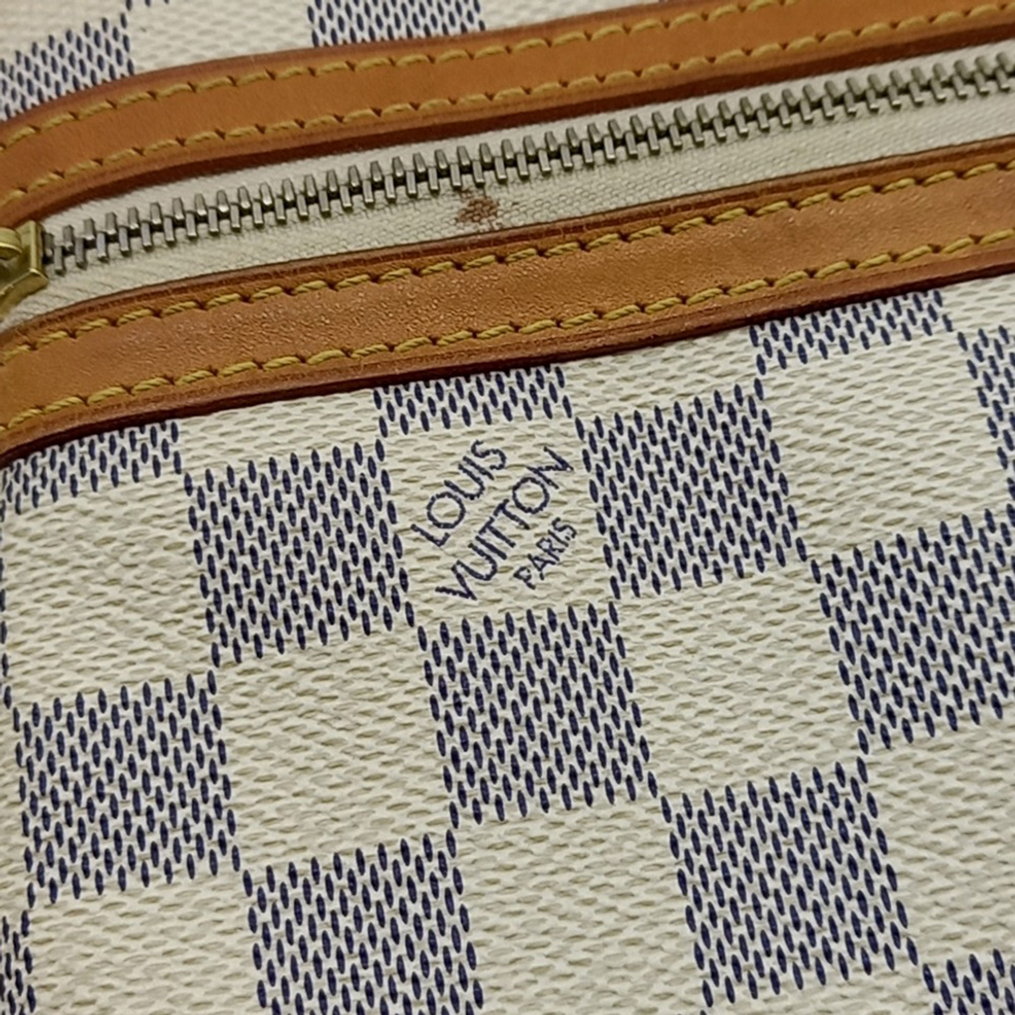 Louis Vuitton Grey/white Damier Azur Pochette Bospore bag 
