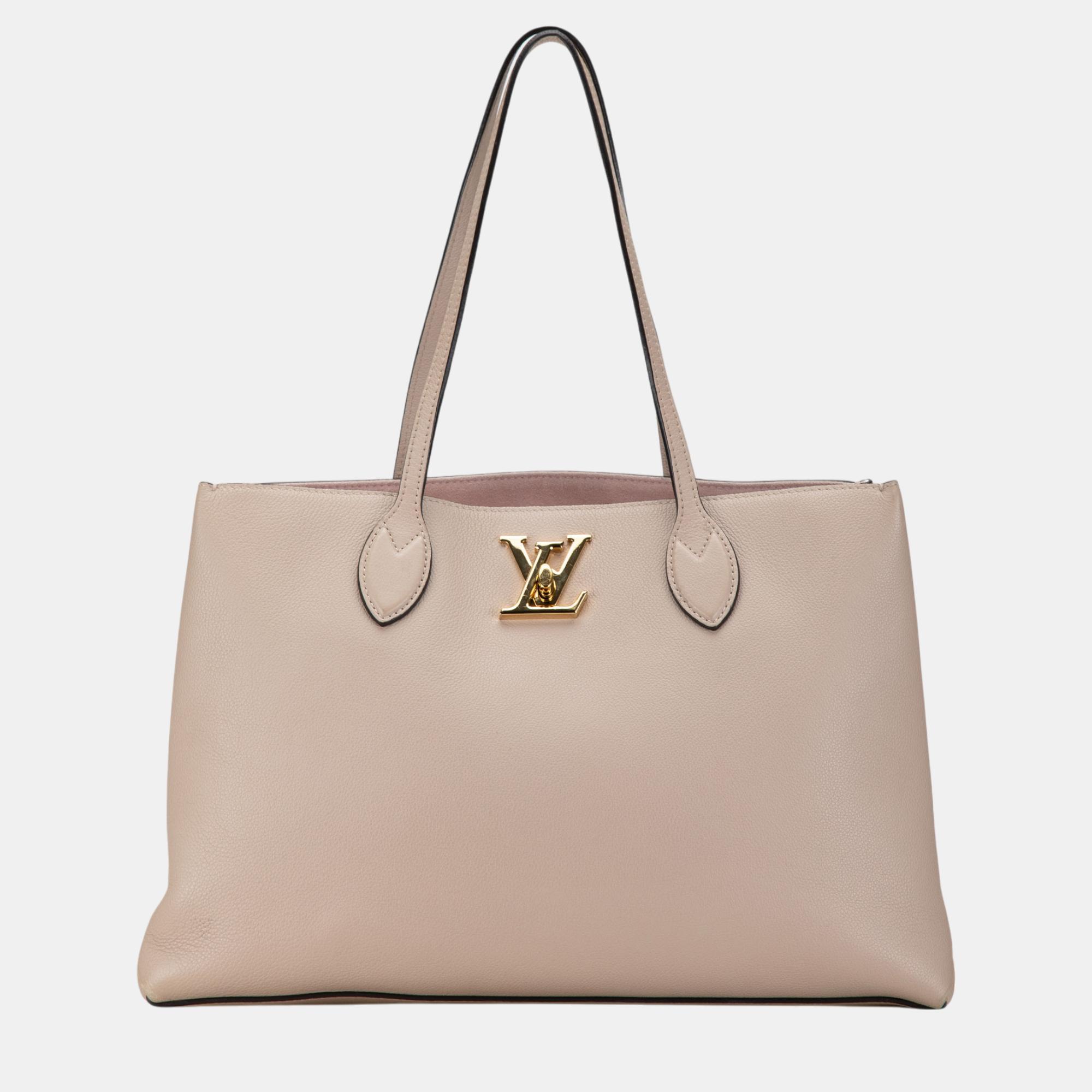 

Louis Vuitton Pink Lockme Shopper