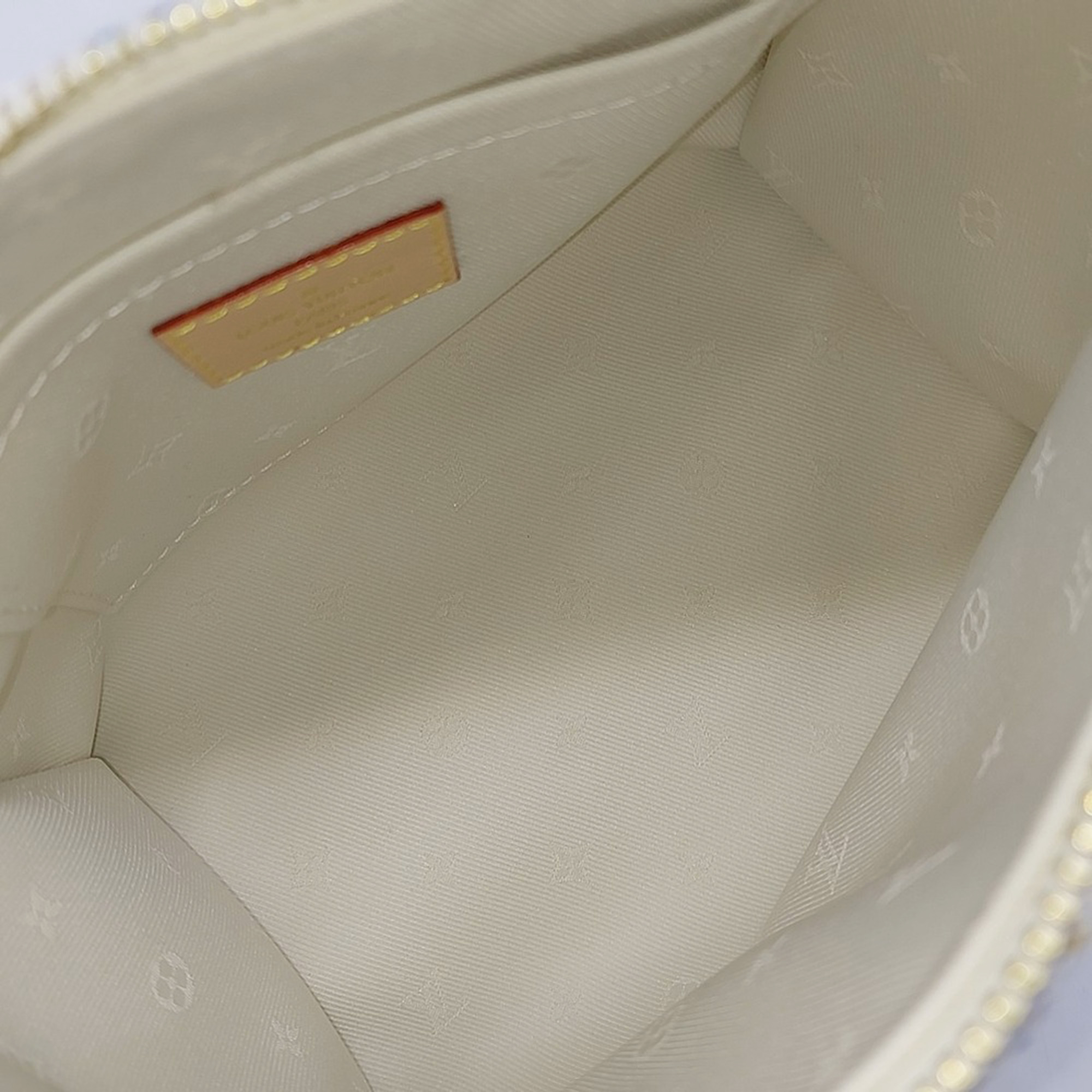 Louis Vuitton Multicolor White Canvas and Leather Louis Vuitton Multicolor White Fabric Bandouliere Speedy 20 bag 