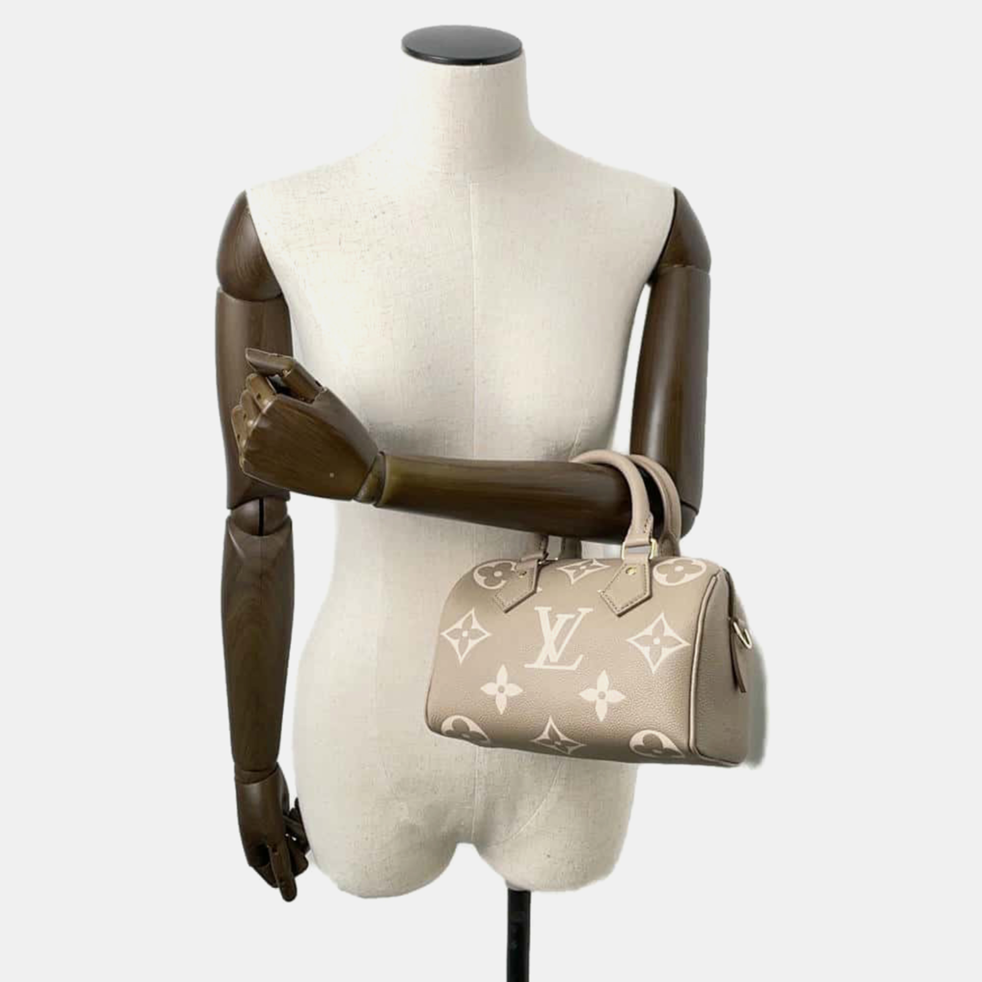 Louis Vuitton Monogram Empreinte Leather Speedy Bandouliere 20 Bag 