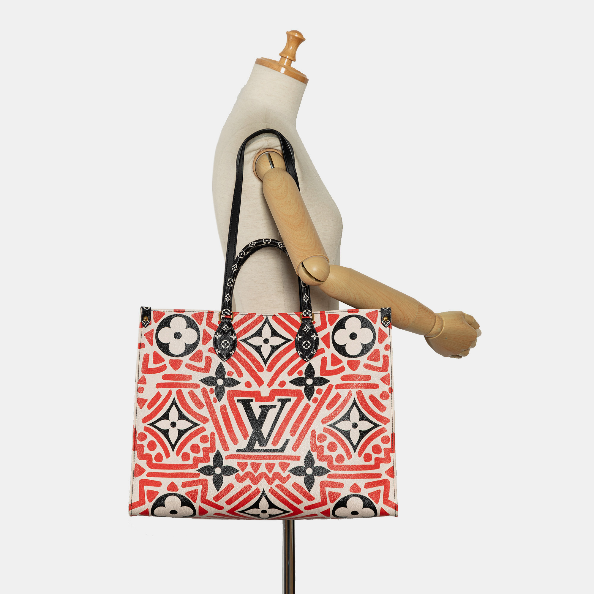 Louis Vuitton Monogram Giant Crafty Onthego GM 