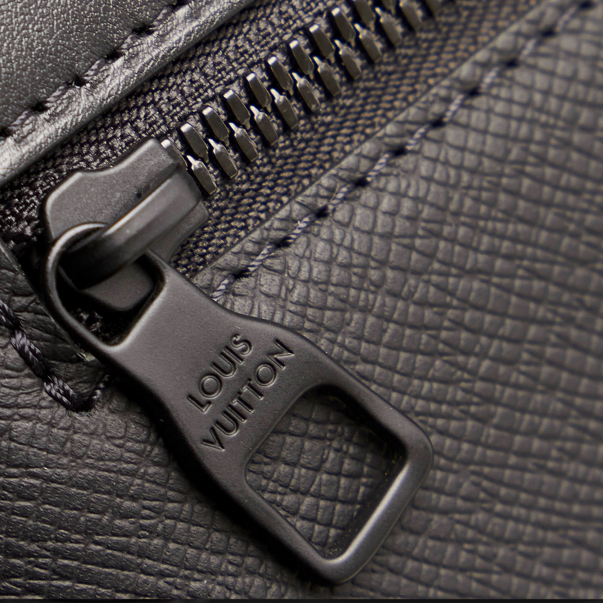 Louis Vuitton Black Taiga Rainbow Steamer PM 
