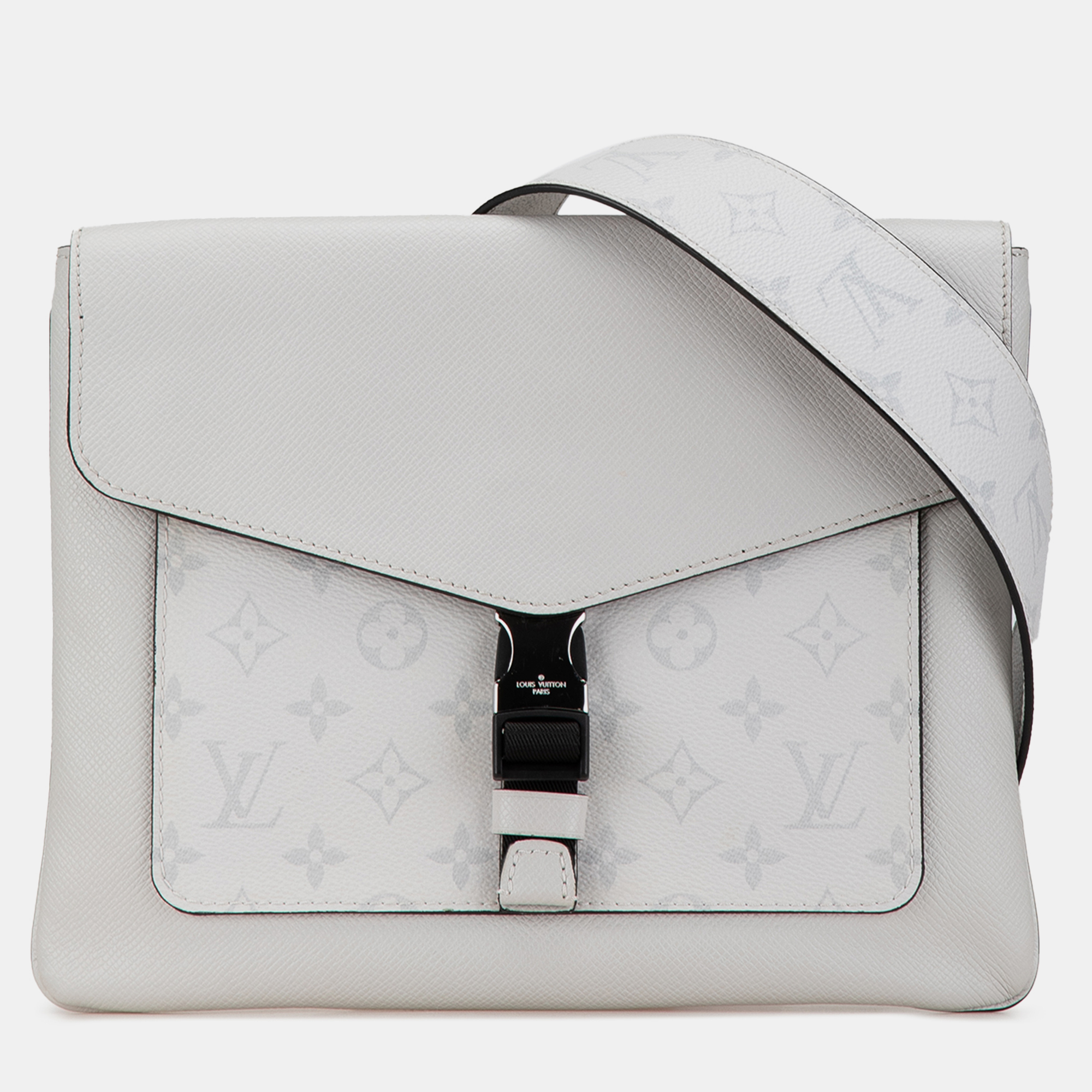 

Louis Vuitton White Taigarama Outdoor Flap Messenger