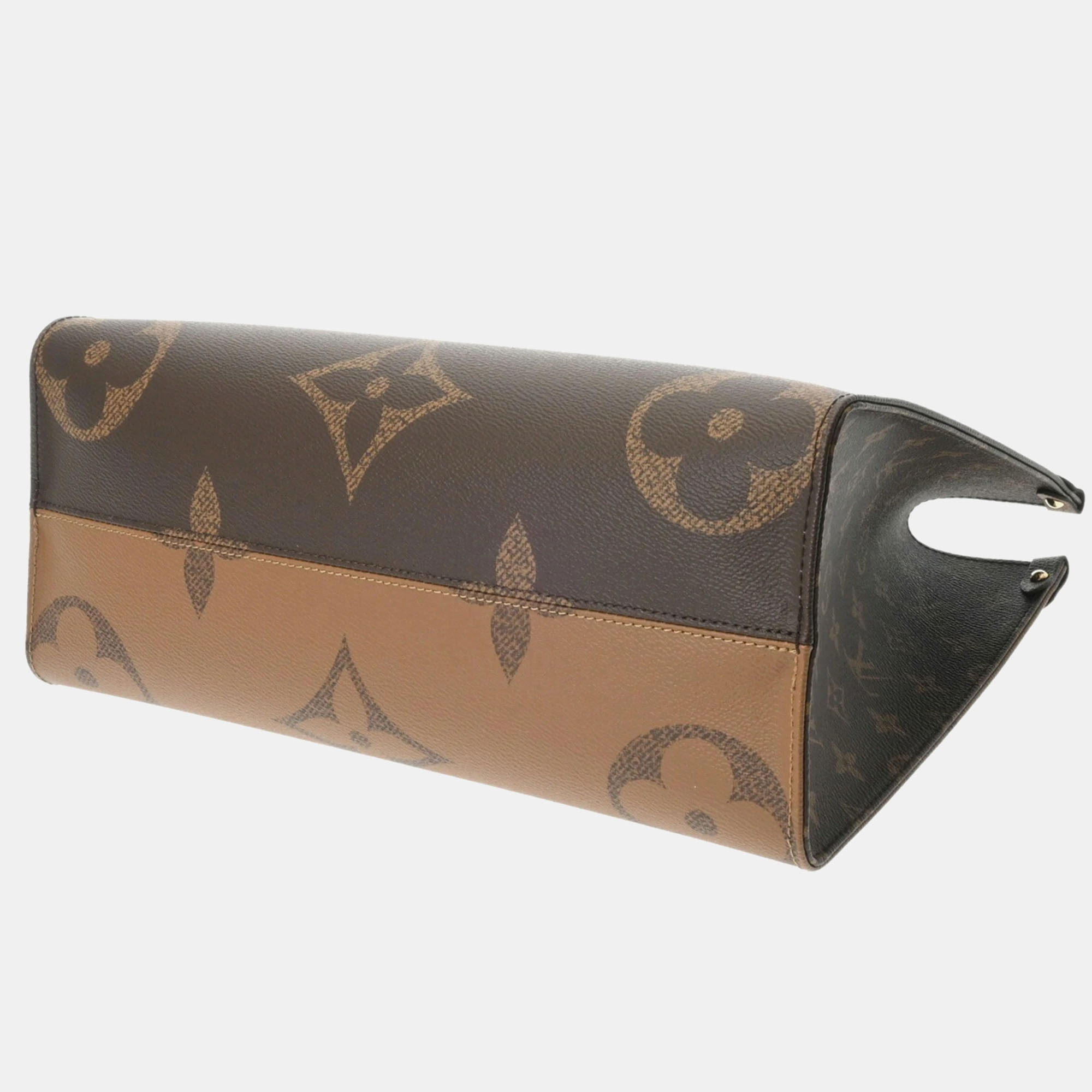 Louis Vuitton Brown Monogram Giant Canvas On The Go MM Handbag 