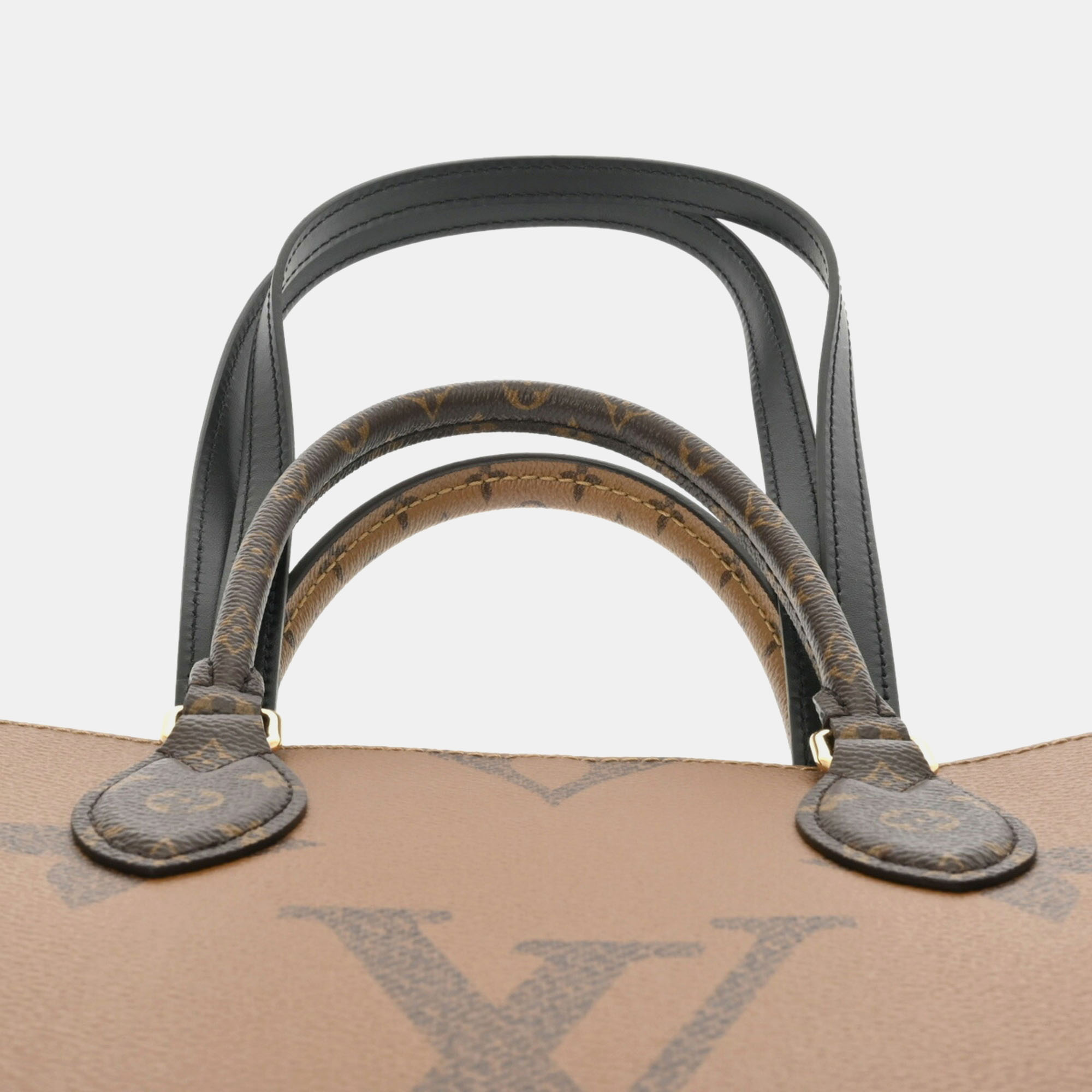 Louis Vuitton Brown Monogram Giant Canvas On The Go MM Handbag 