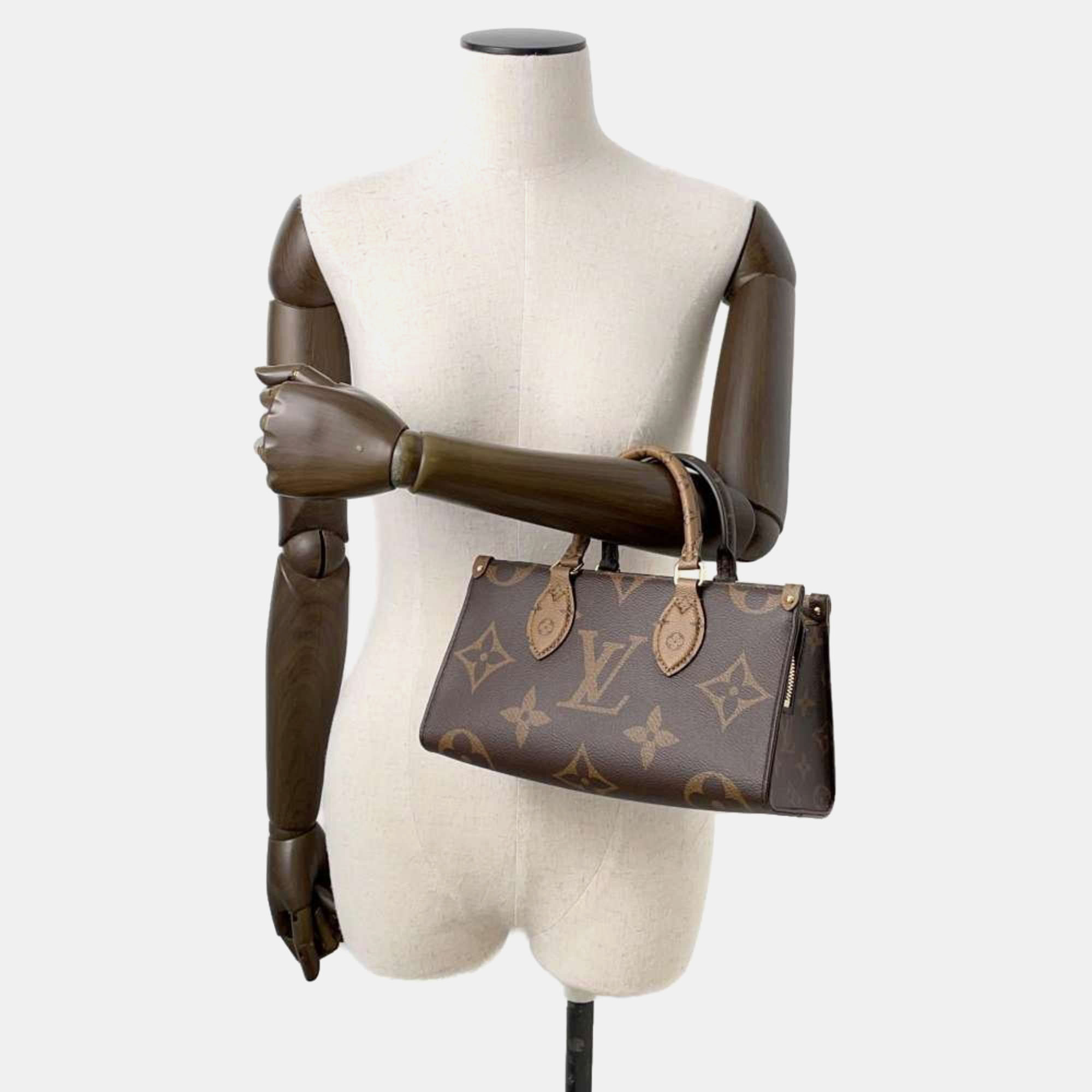 Louis Vuitton Brown Monogram Canvas Reverse Giant On-The-Go East West Shoulder Bag 