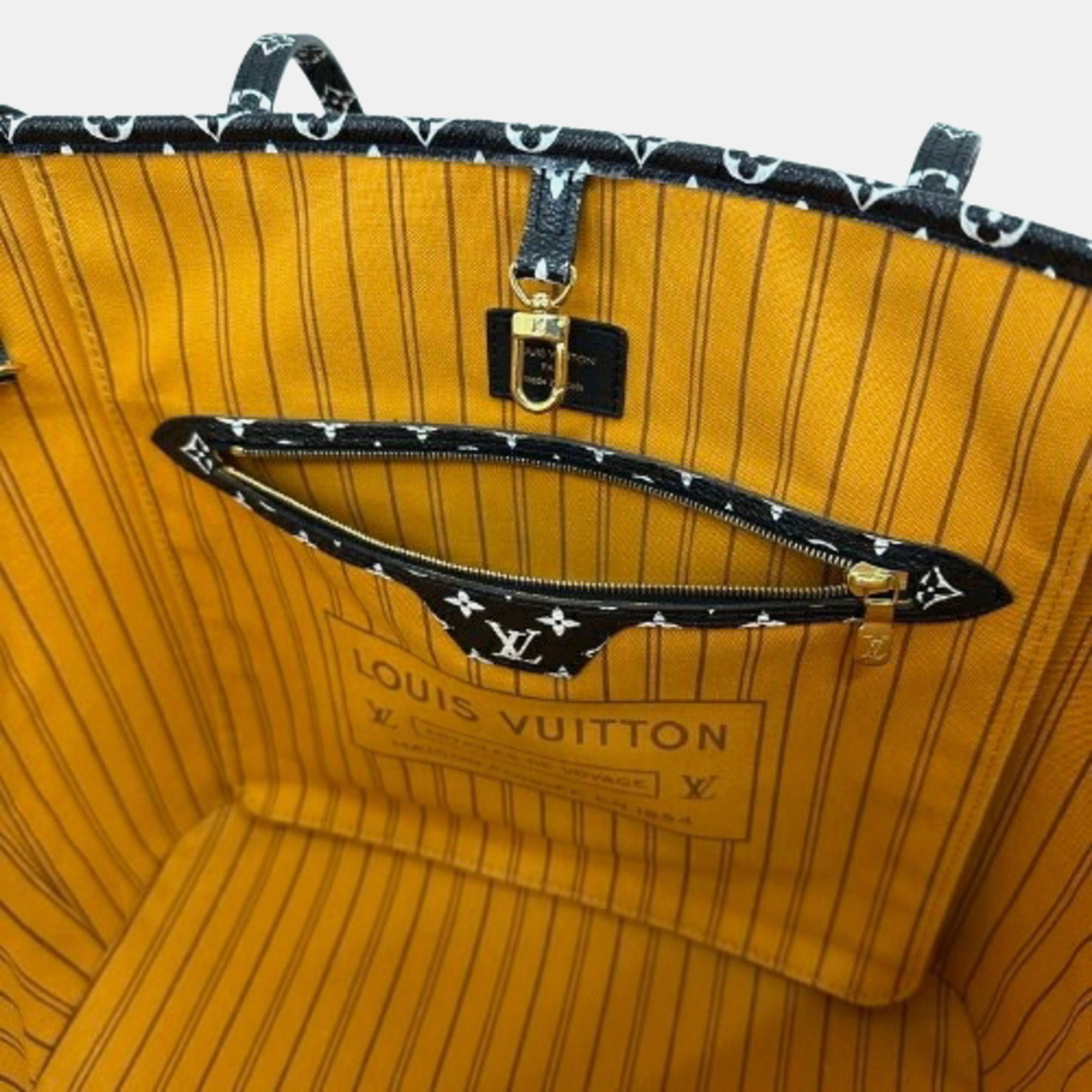 Louis Vuitton Brown Monogram Canvas Giant Jungle Neverfull MM Tote Bag 