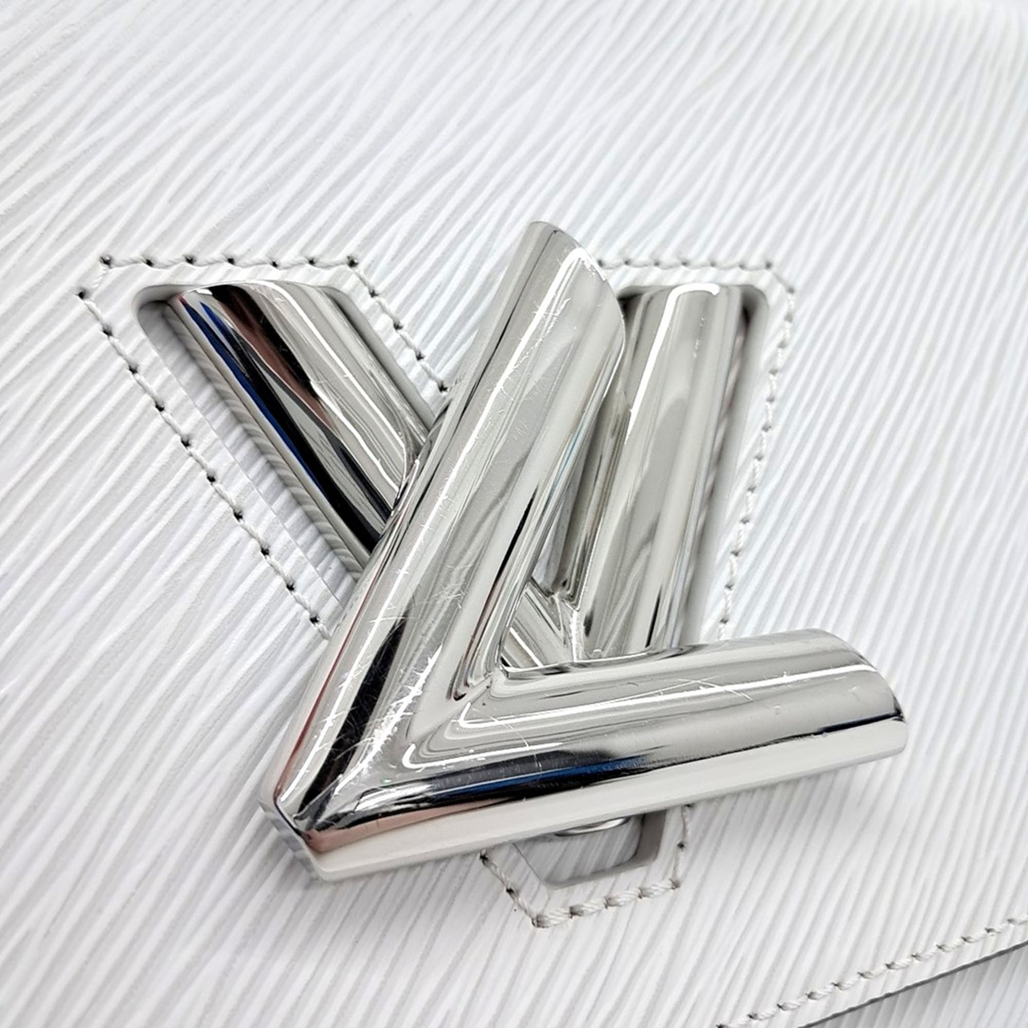 Louis Vuitton White Epi Leather Epi Top Handle Twist MM bag 