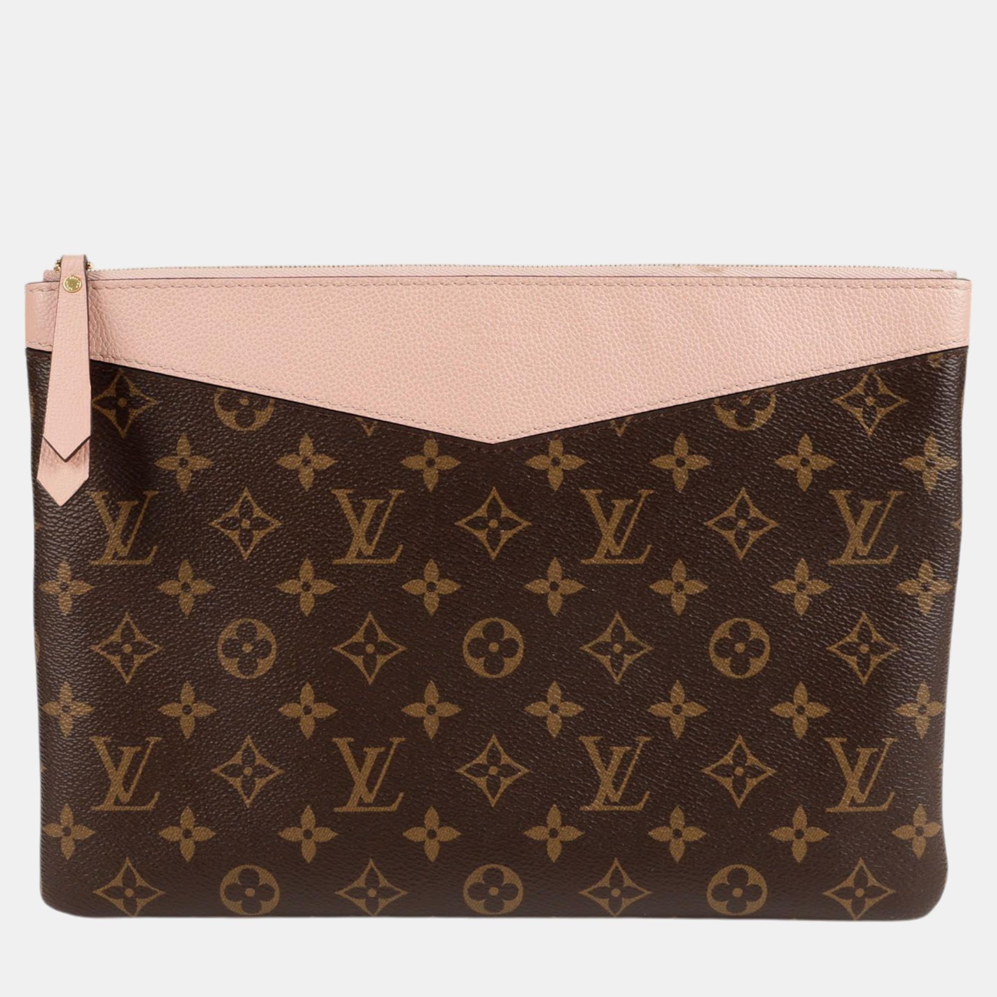 

Louis Vuitton Daily Pouch, Brown