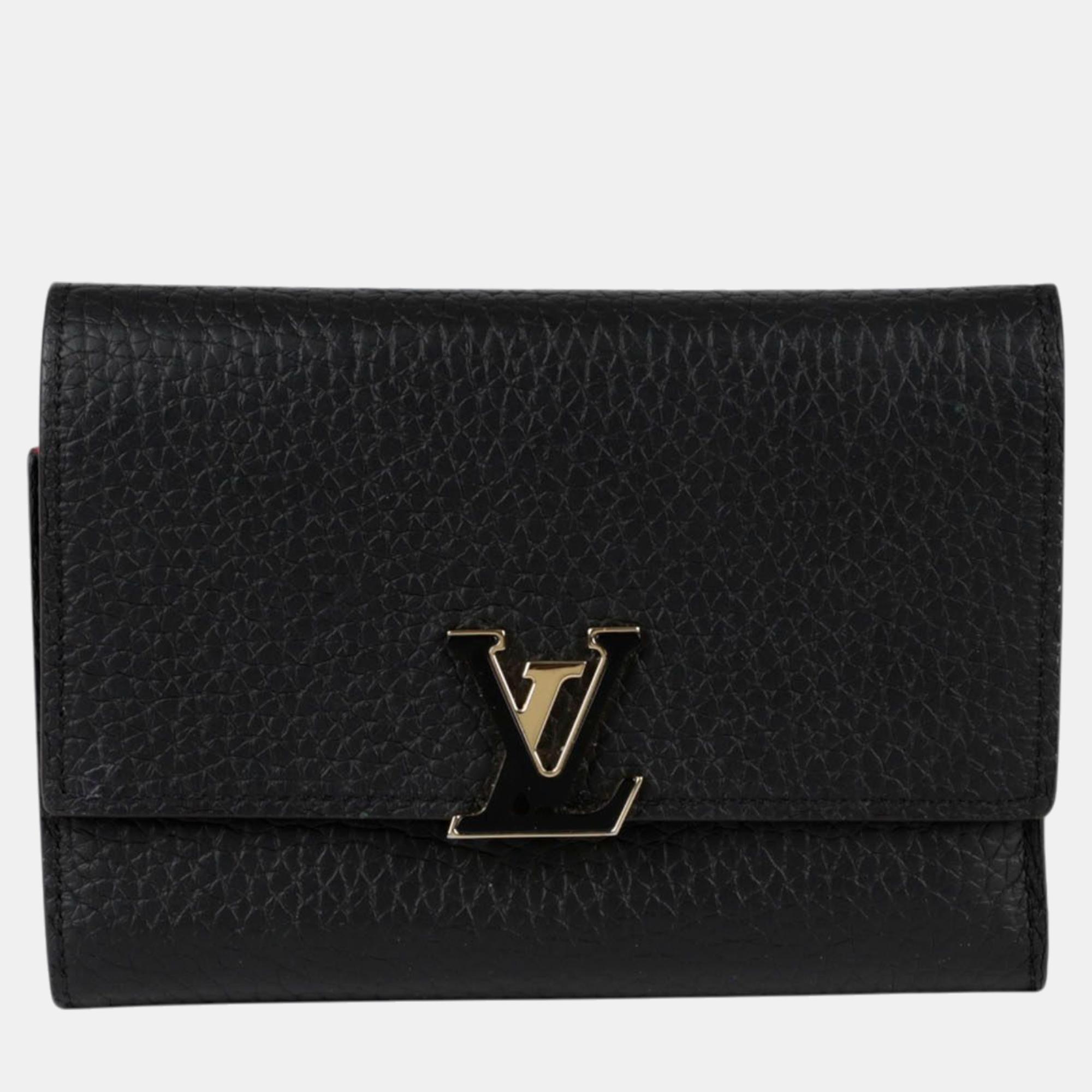 

Louis Vuitton Capucines Wallet, Black