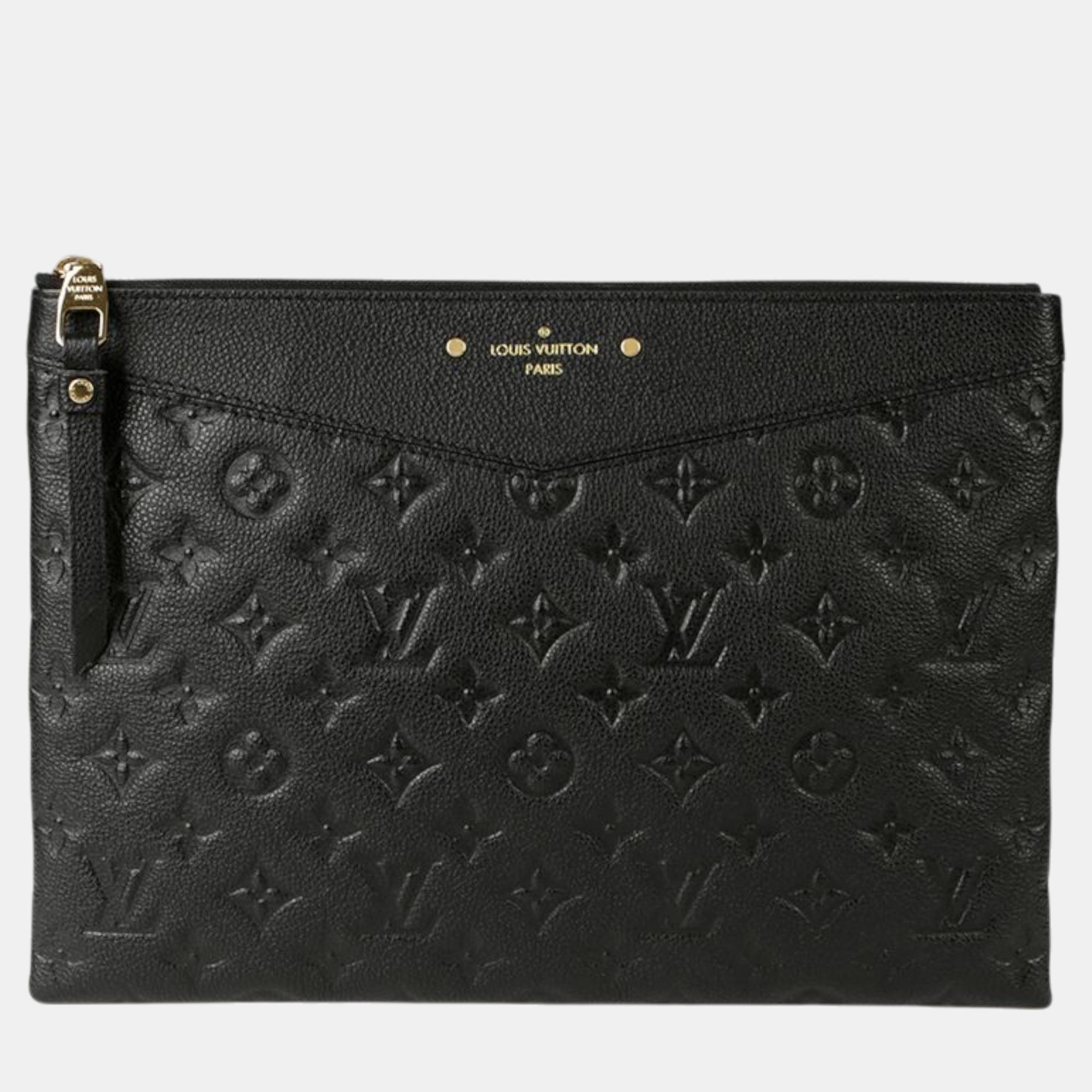 

Louis Vuitton Daily Pouch, Black