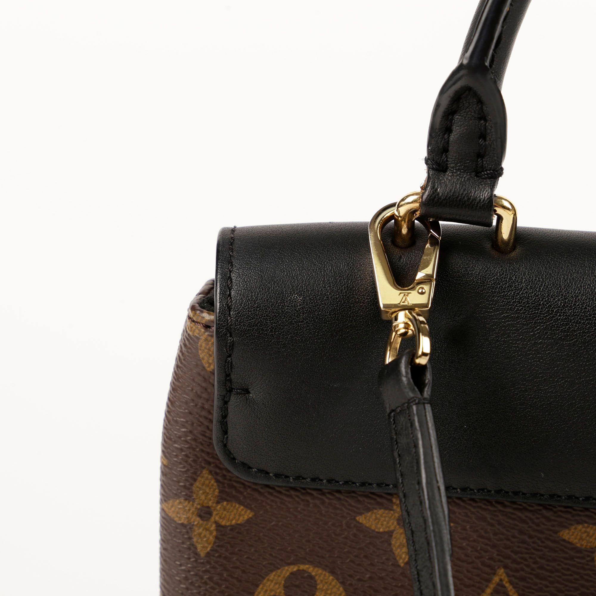 Louis Vuitton Locky BB Shoulder Bag 