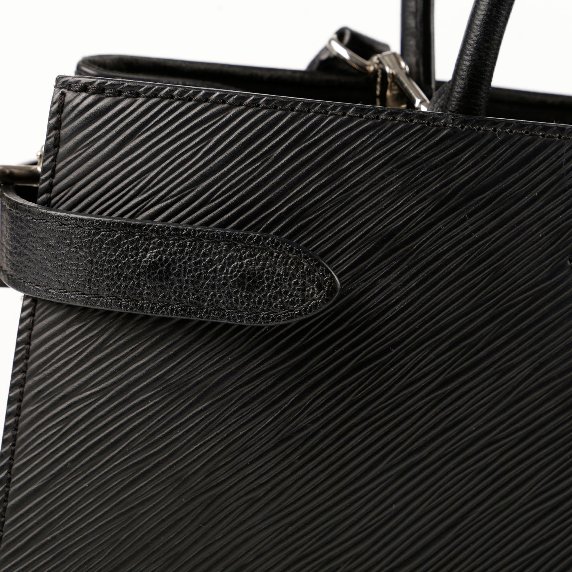 Louis Vuitton Epi Twist Tote And Shoulder Bag 