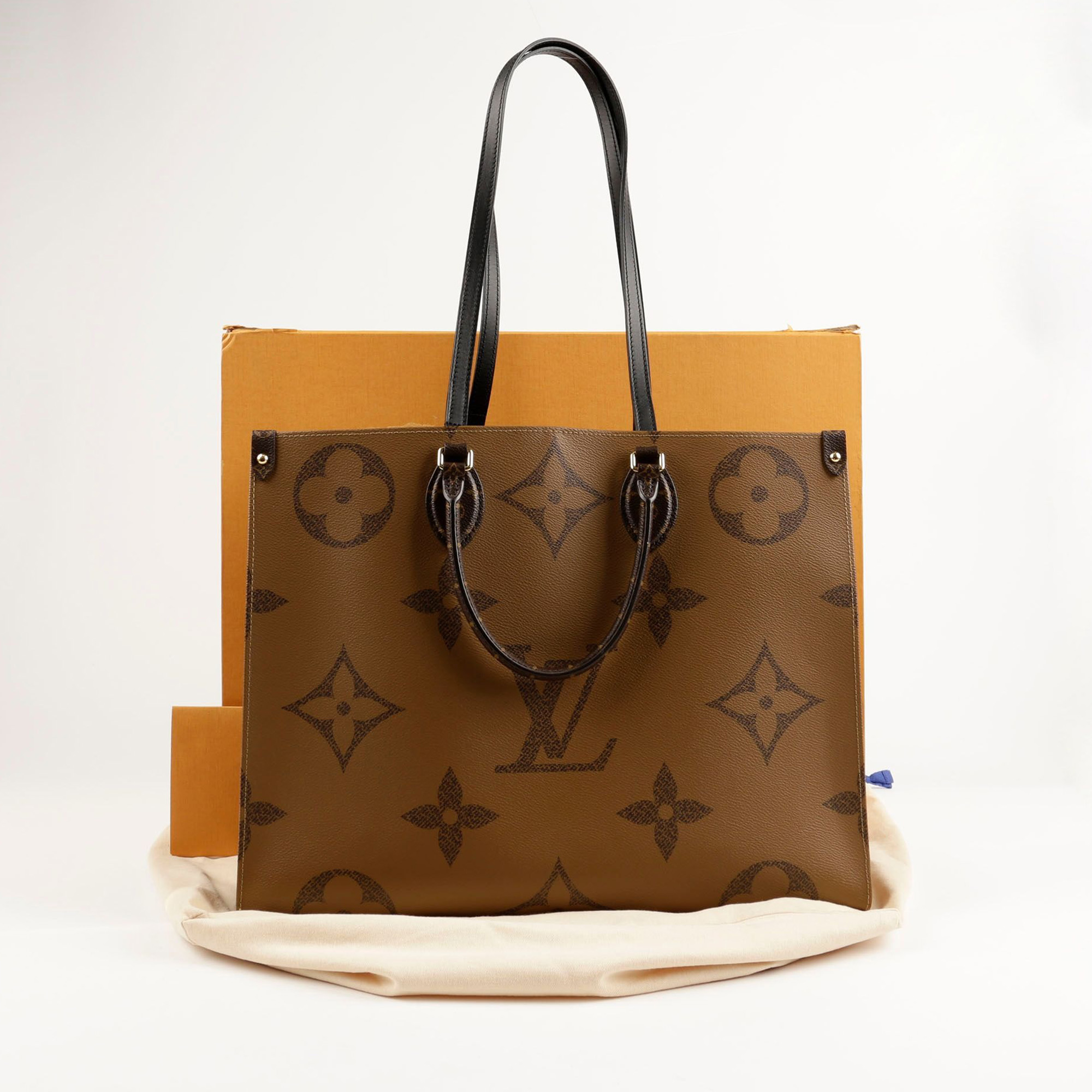 Louis Vuitton Monogram Giant Reverse Canvas OnTheGo GM Tote Bag 