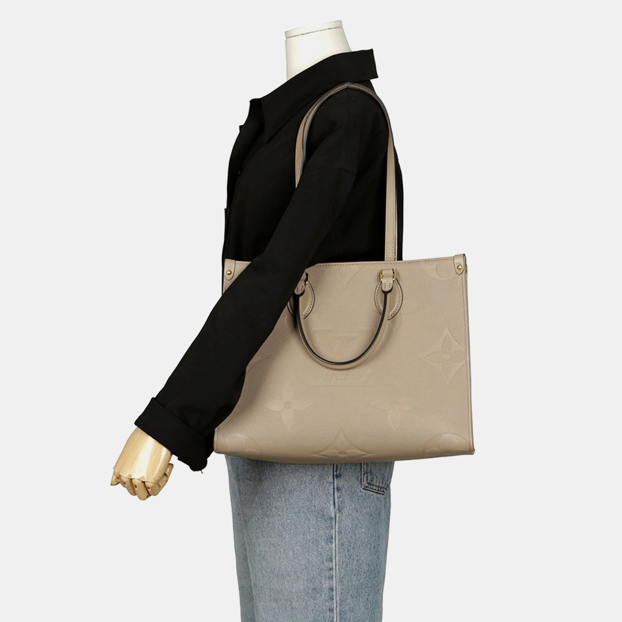 Louis Vuitton Tourterelle Empreinte Monogram Leather OnTheGo MM Tote Bag 