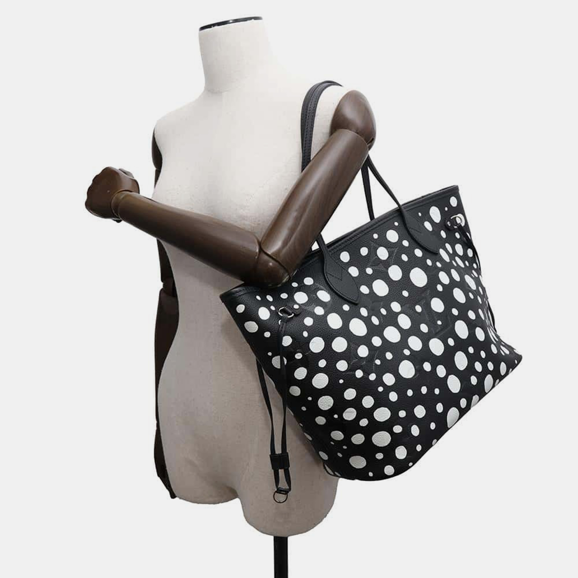 Louis Vuitton Noir/Blanc Monogram Empreinte Leather Infinity Dot Neverfull MM Tote Bag 