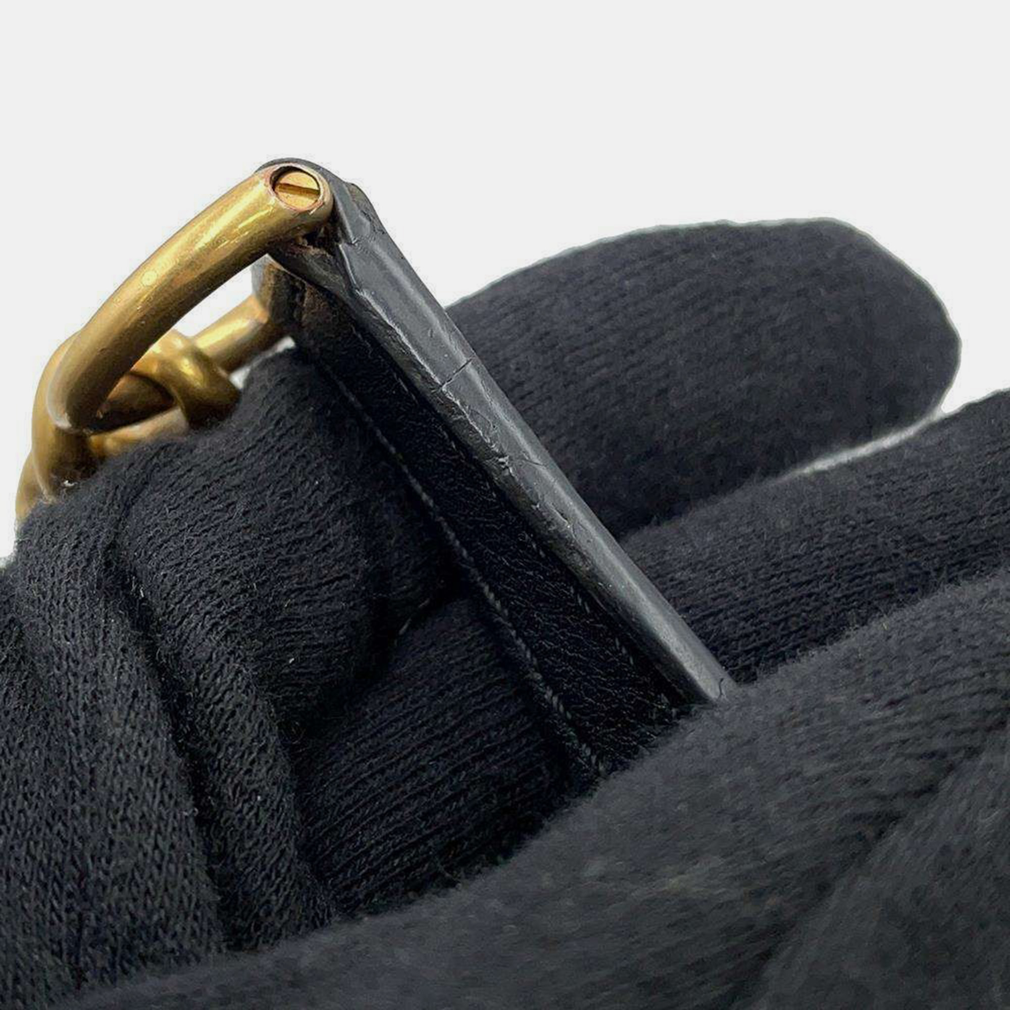 Louis Vuitton Noir Calf Leather New Wave Chain MM Bag 