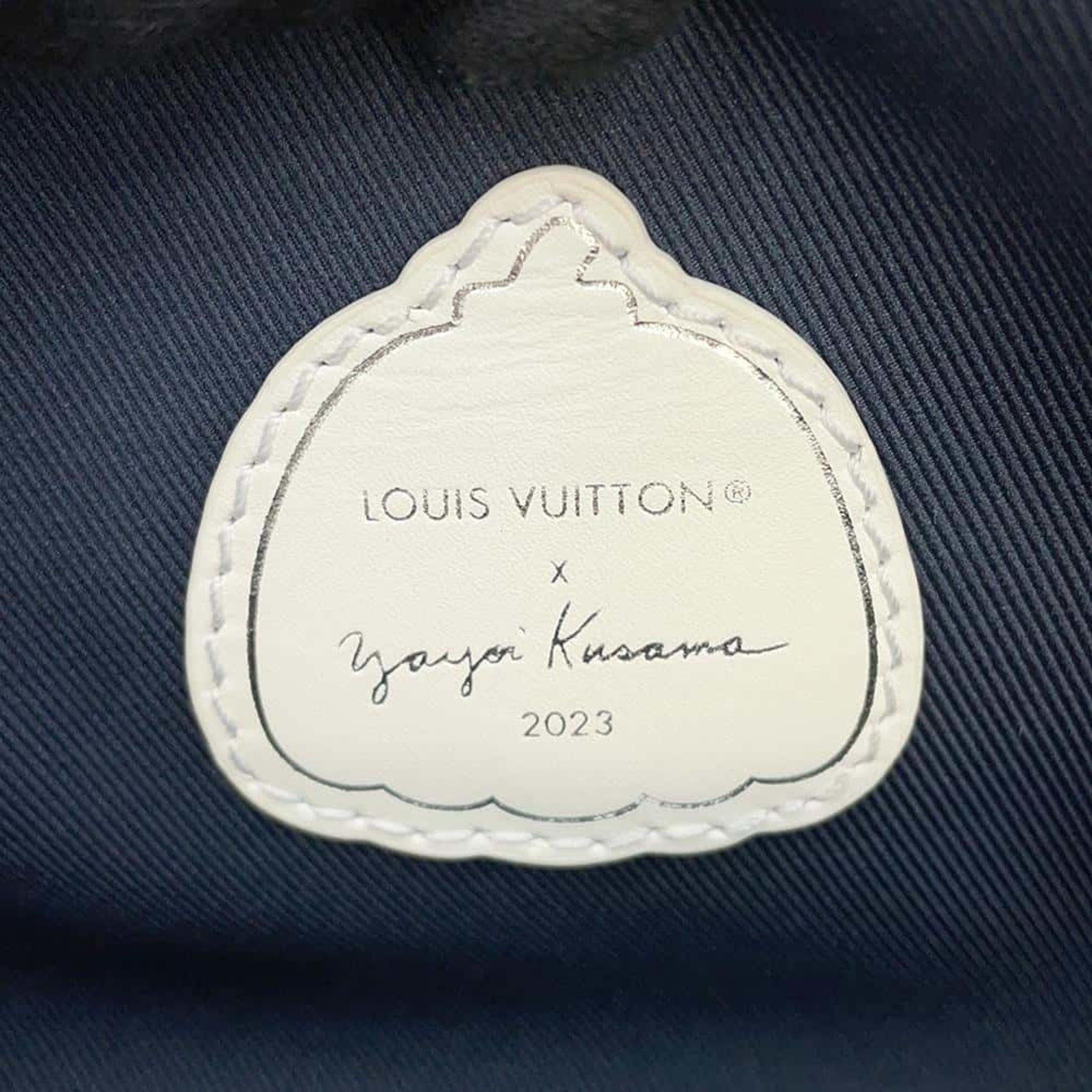 Louis Vuitton White Taurillon Leather Maxi Bum Body Bag 