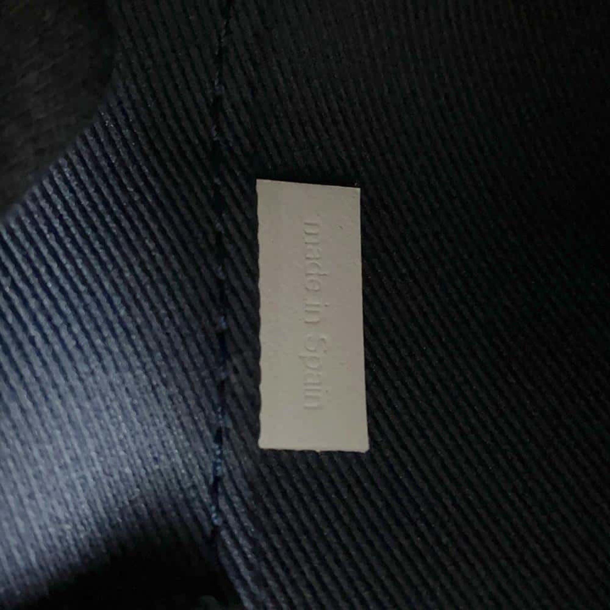 Louis Vuitton White Taurillon Leather Maxi Bum Body Bag 