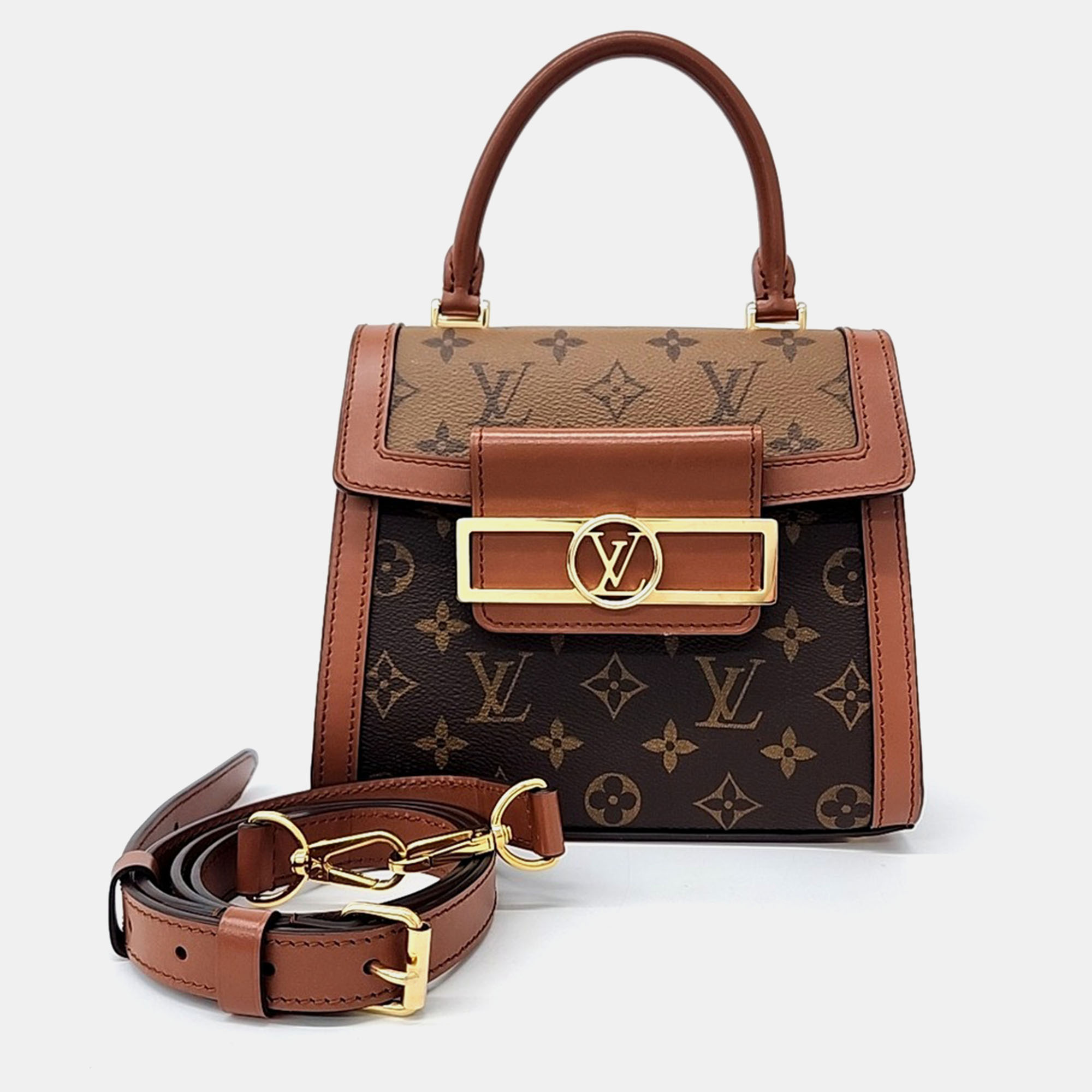 

Louis Vuitton Brown Coated Canvas Dauphine bag