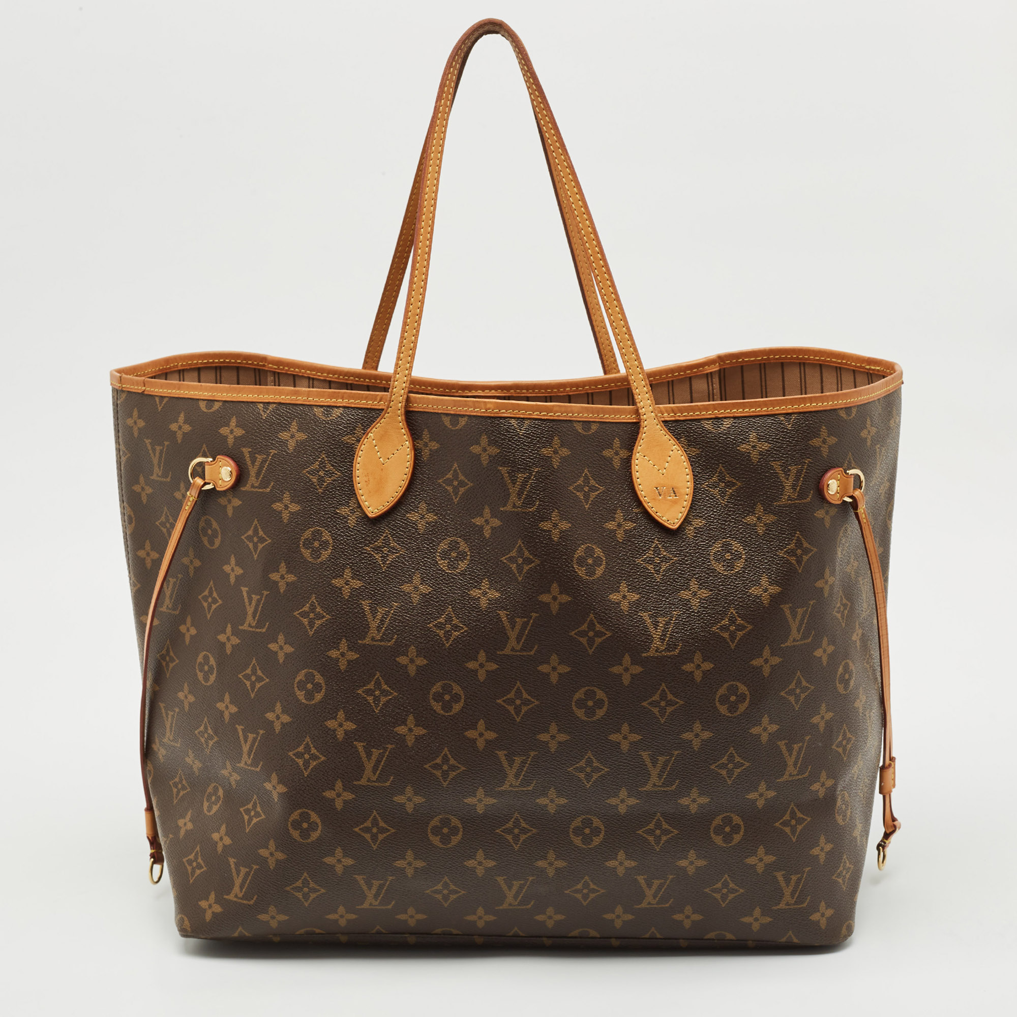 

Louis Vuitton Monogram Canvas Neverfull GM Bag, Brown