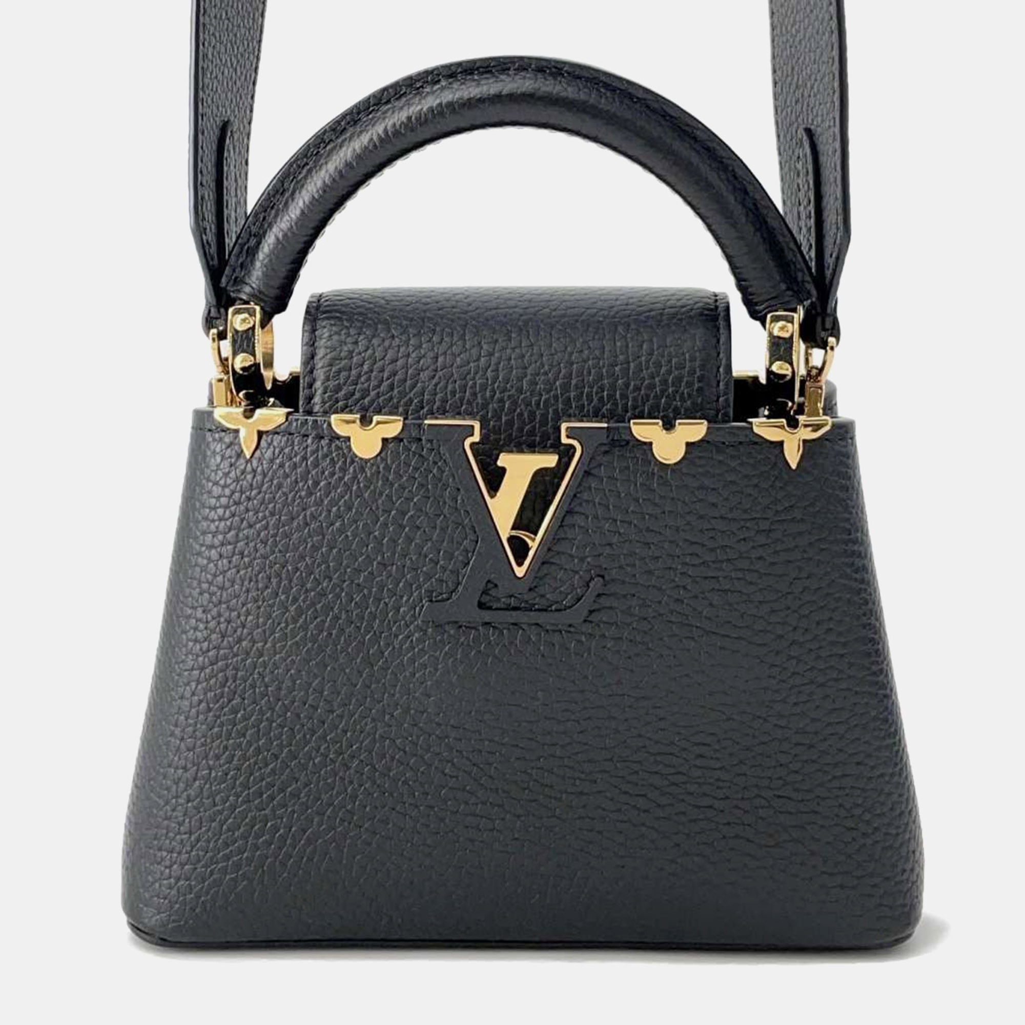 

Louis Vuitton Capucines Black Taurillon Leather Size Mini