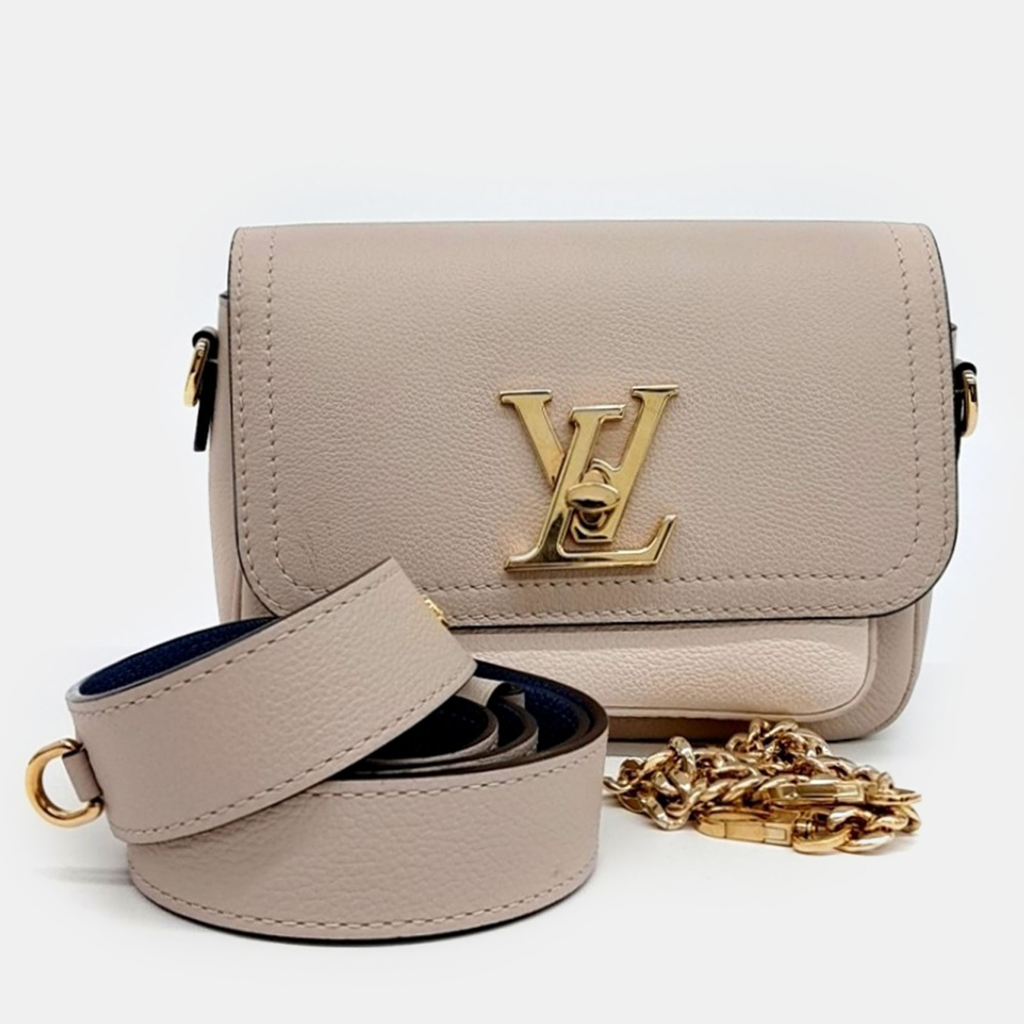 

Louis Vuitton Beige Cream Leather Lock Me Tender bag