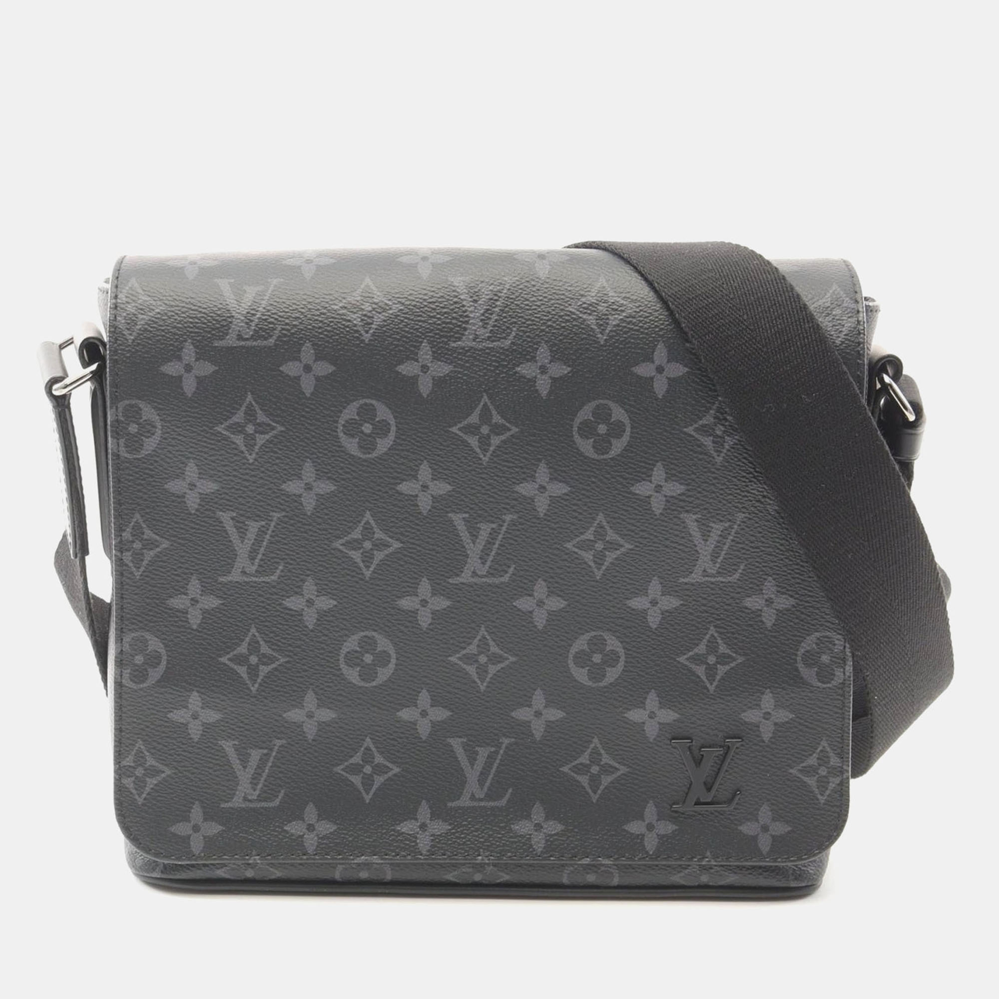 

Louis Vuitton District Pm Nm Shoulder Bag Monogram Eclipse Black Lv