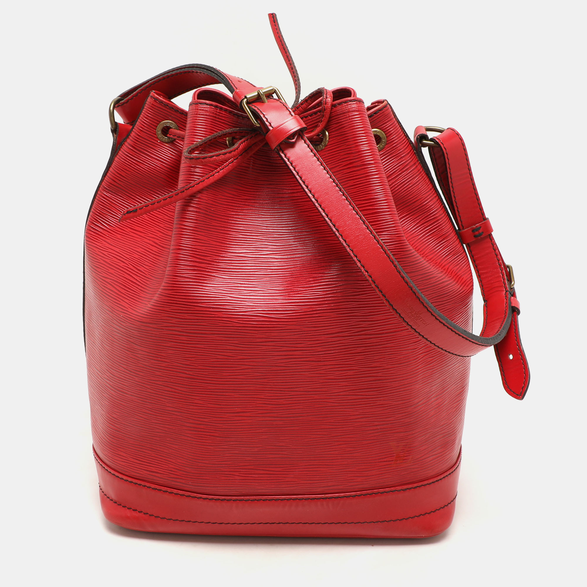 

Louis Vuitton Red Epi Leather Noe Bag