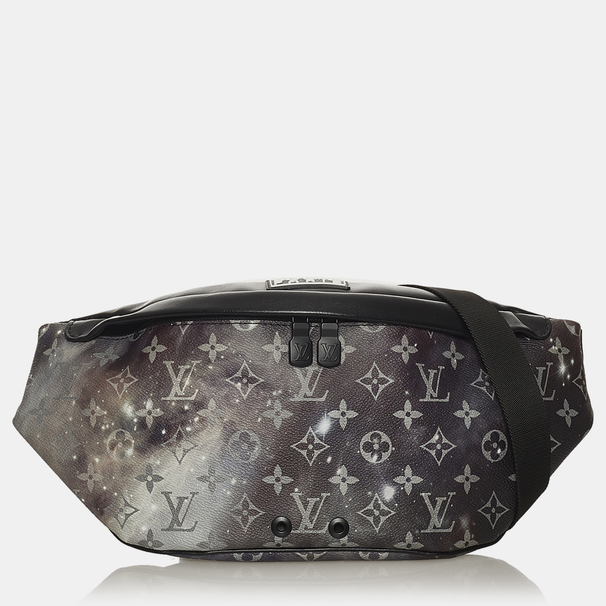 

Louis Vuitton Black Monogram Galaxy Discovery Bumbag