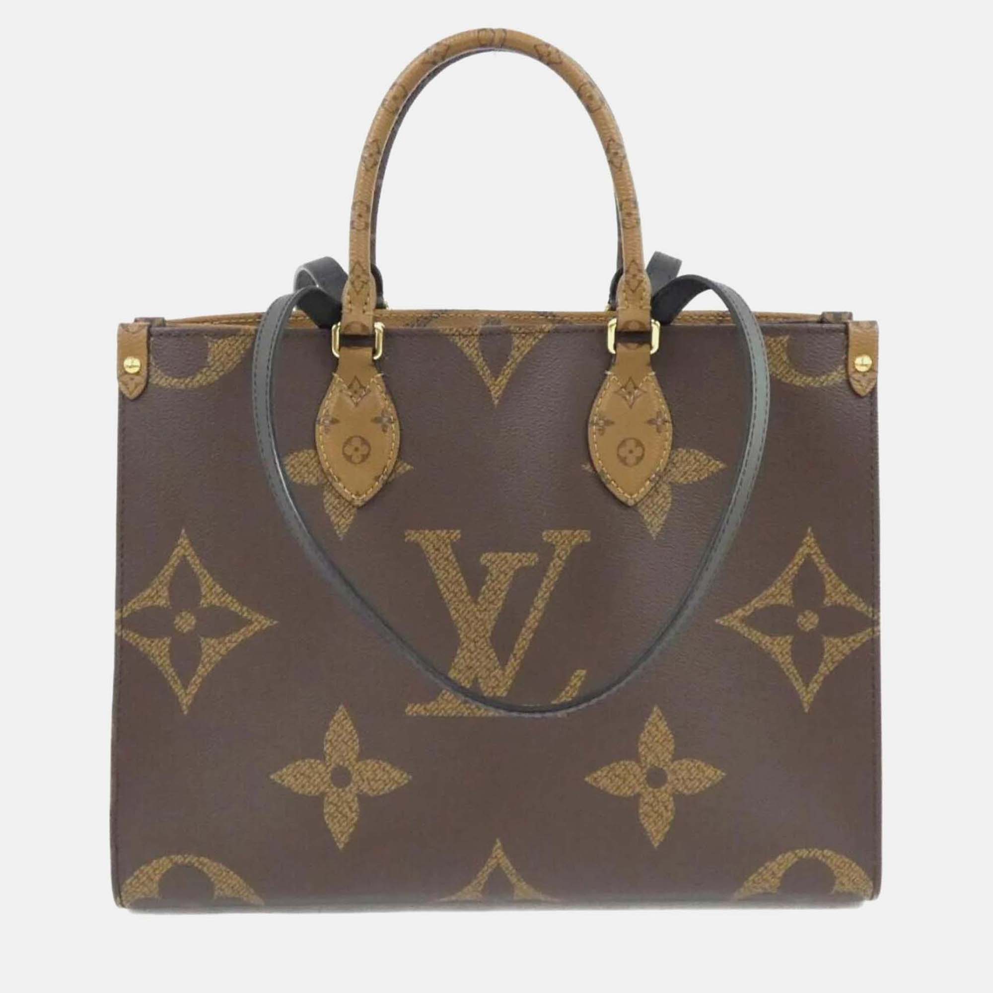 

Louis Vuitton Monogram Giant On-The-Go MM, Brown