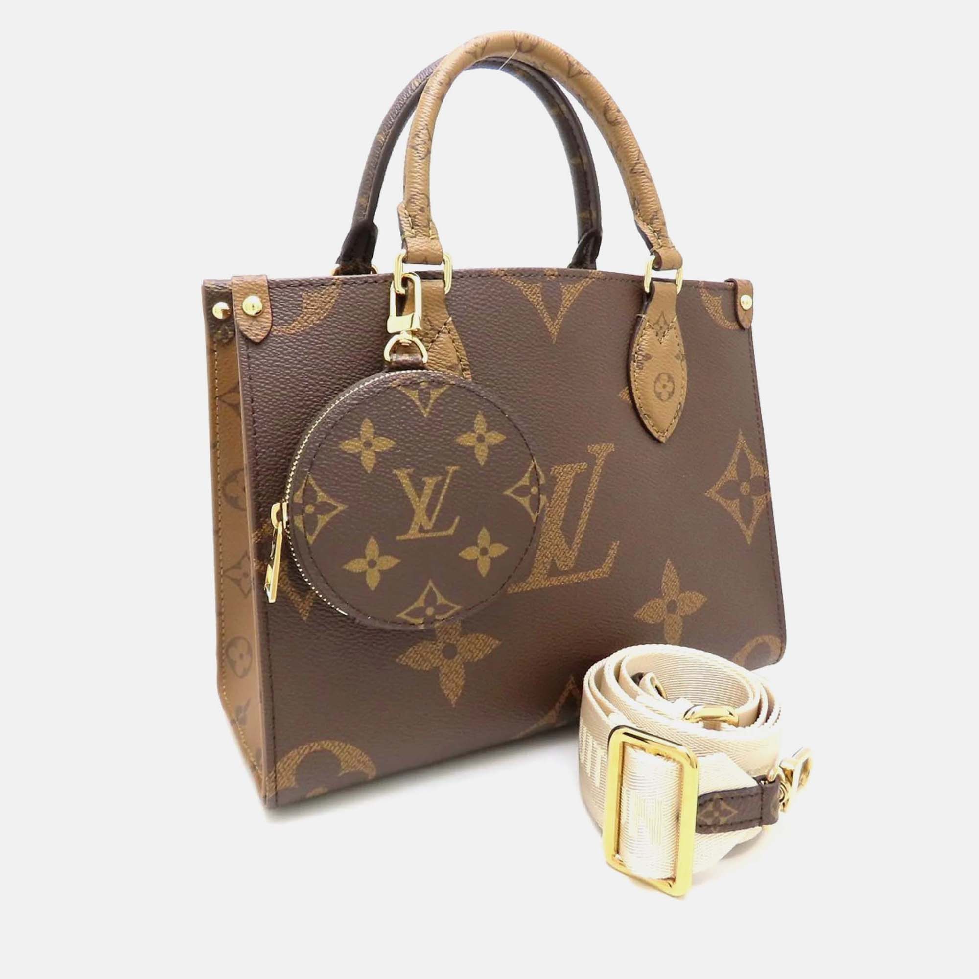 

Louis Vuitton Monogram Giant Reverse On-The-Go Pm Handbag Brown